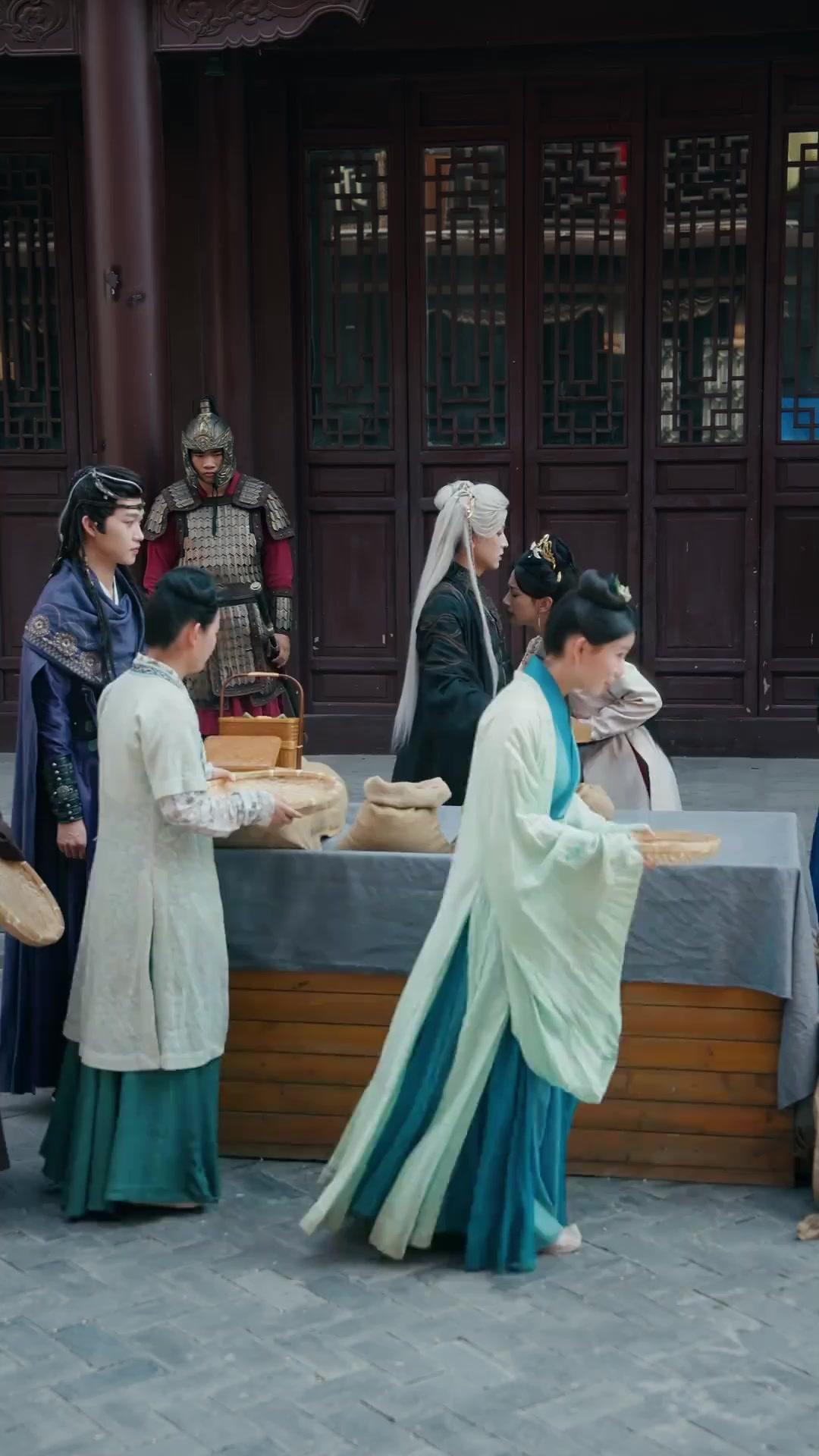 Güzel Prenses ve Kurt Kralı