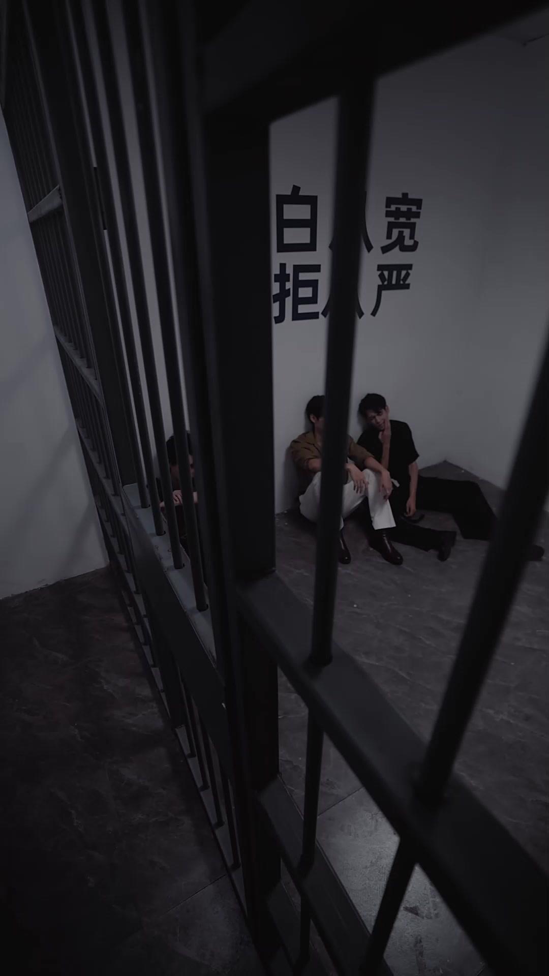 Menaklukkan Hati Tiga Saudara