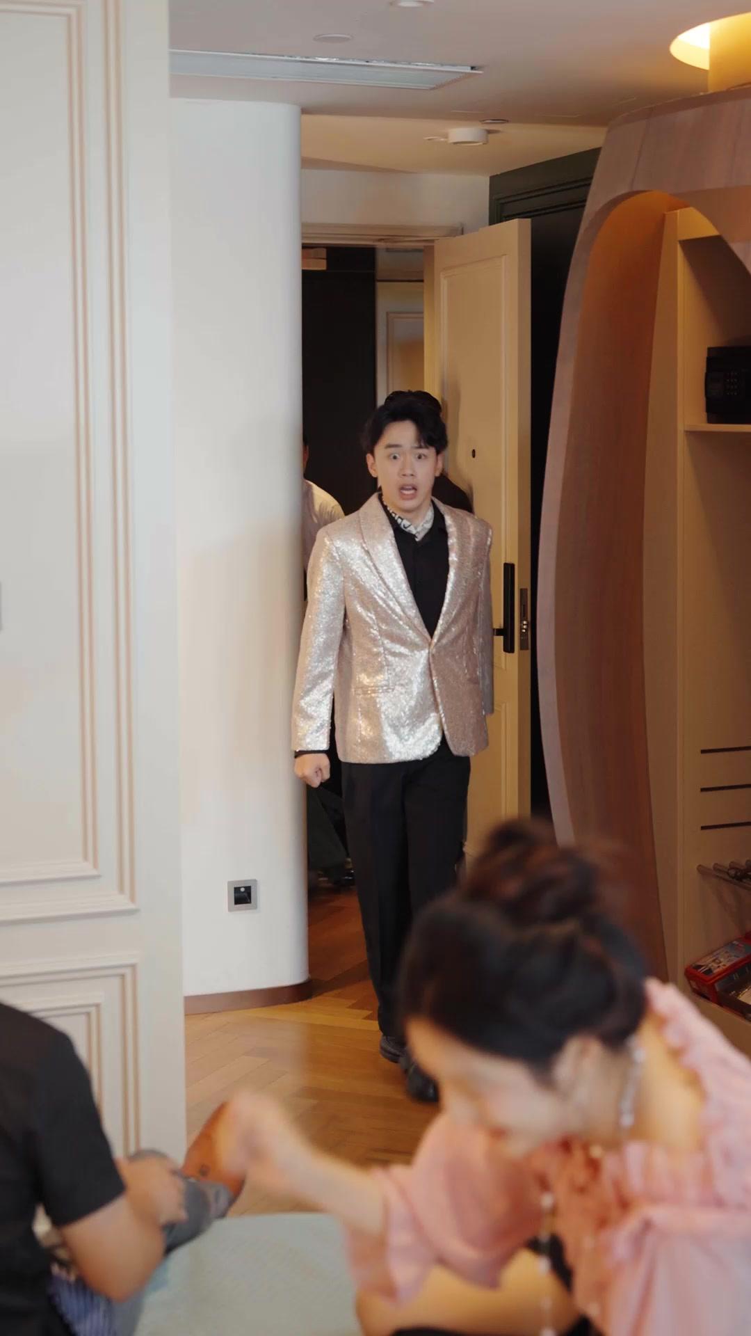 Reborn as the Tycoon’s Vengeful Bride