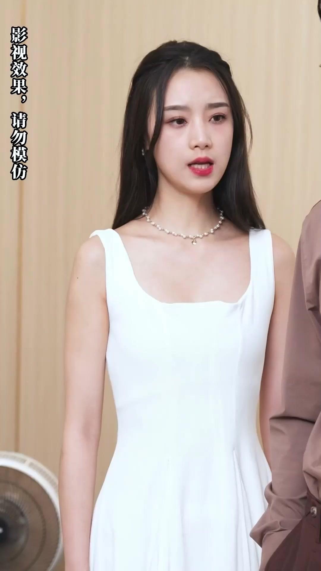 The Heiress and the Cold Billionaire