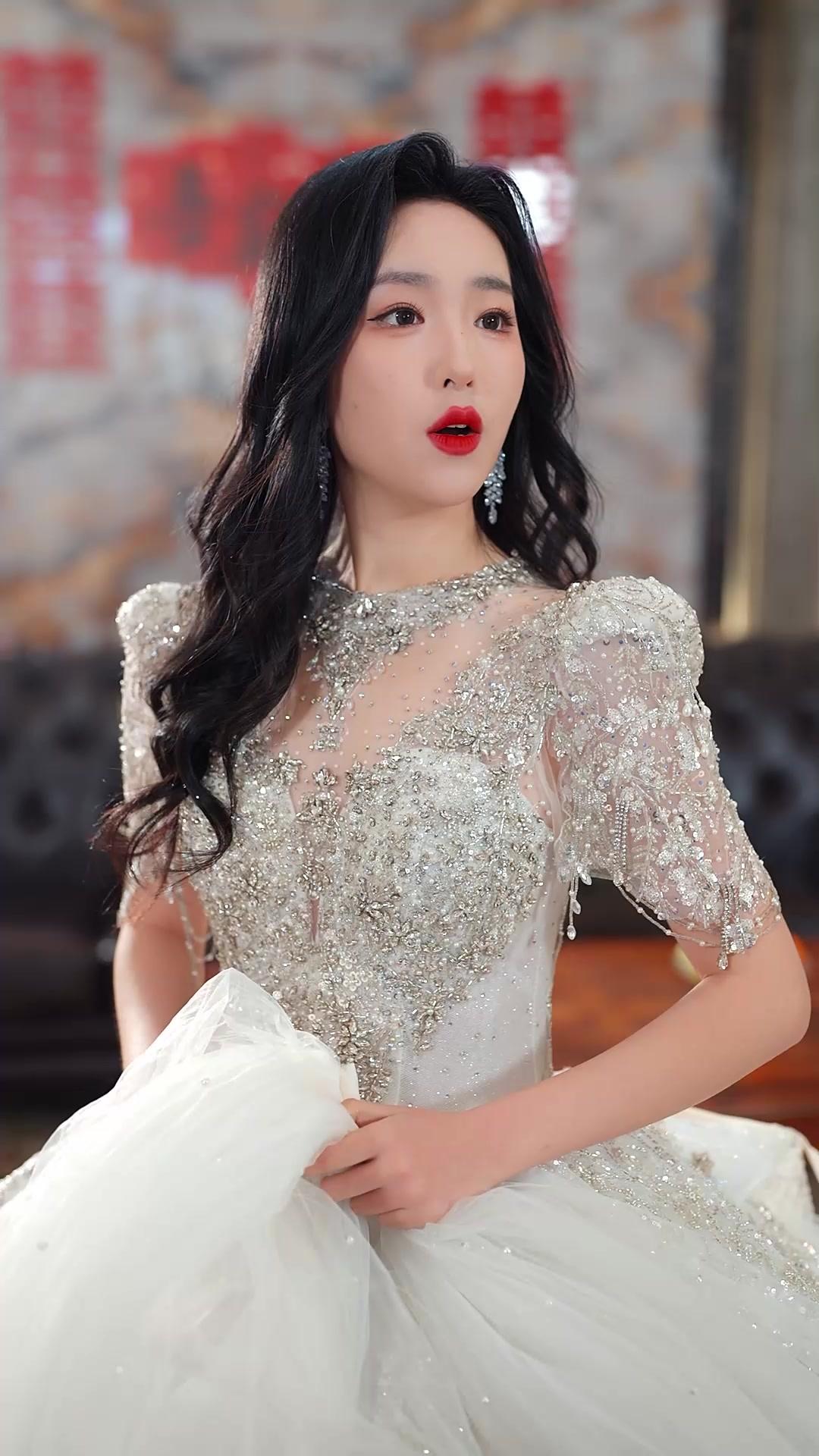 From Leftover Bride To Billionaire's Wife!