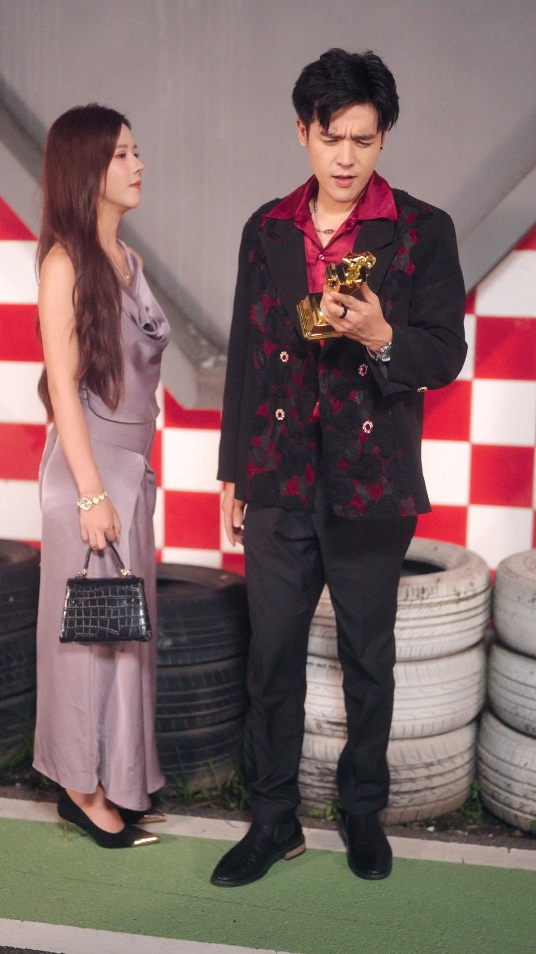 雲知我心，你不知