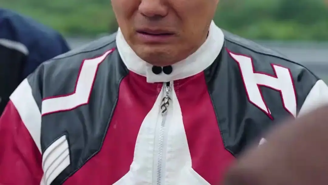 (مدبلج) سائق الشاحنات، أقوى مما تتخيل: لحظة وصول الطفل تُغيّر كل شيء