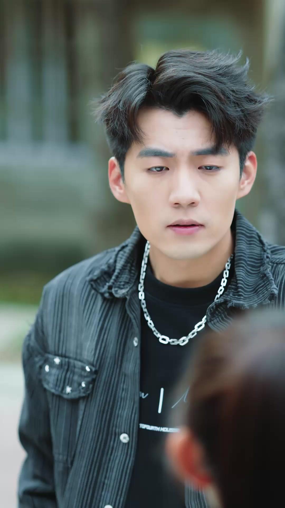 Street Vendor? But He's A Geniues!