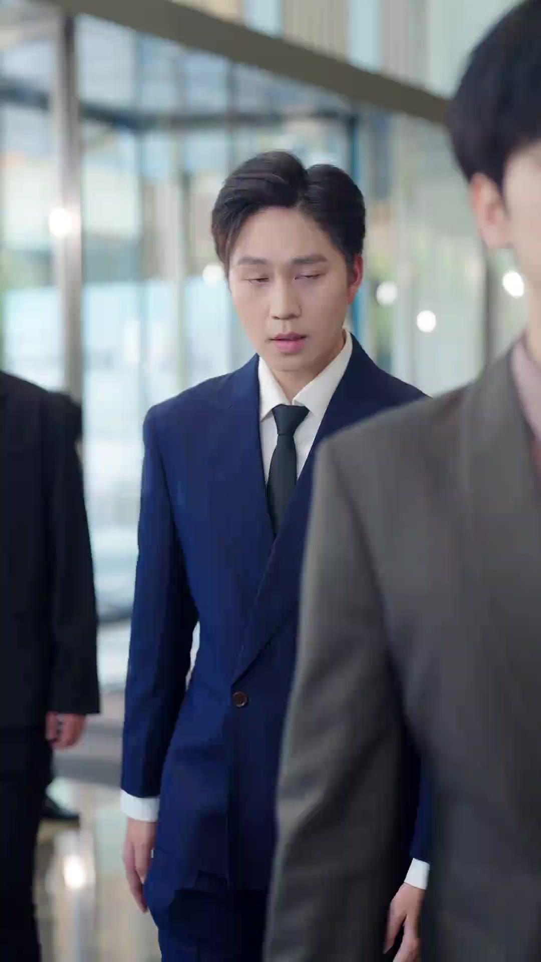 (Dubbed)Fall in Love with my Unknown Wife