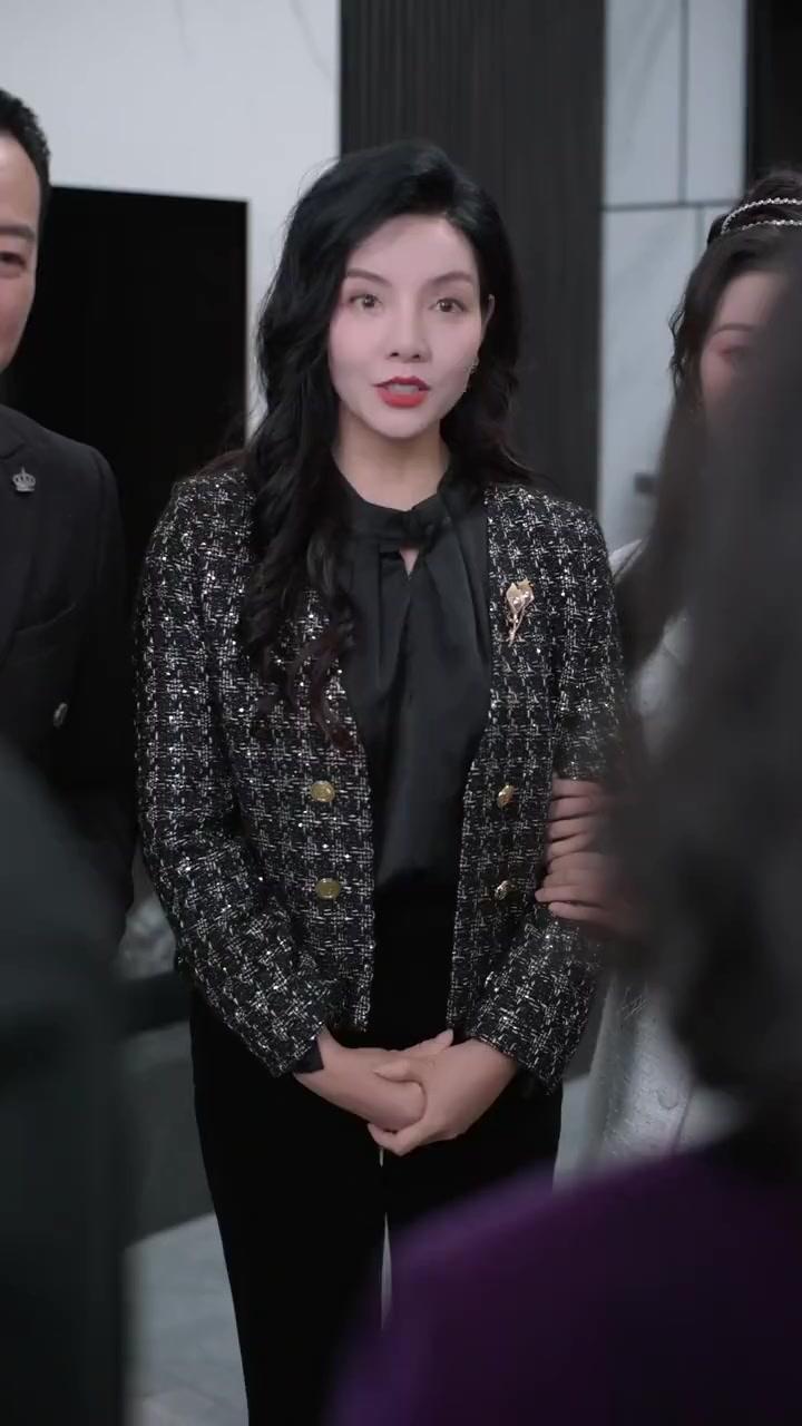  Setelah Putriku Memfitnahku, Aku Tertawa