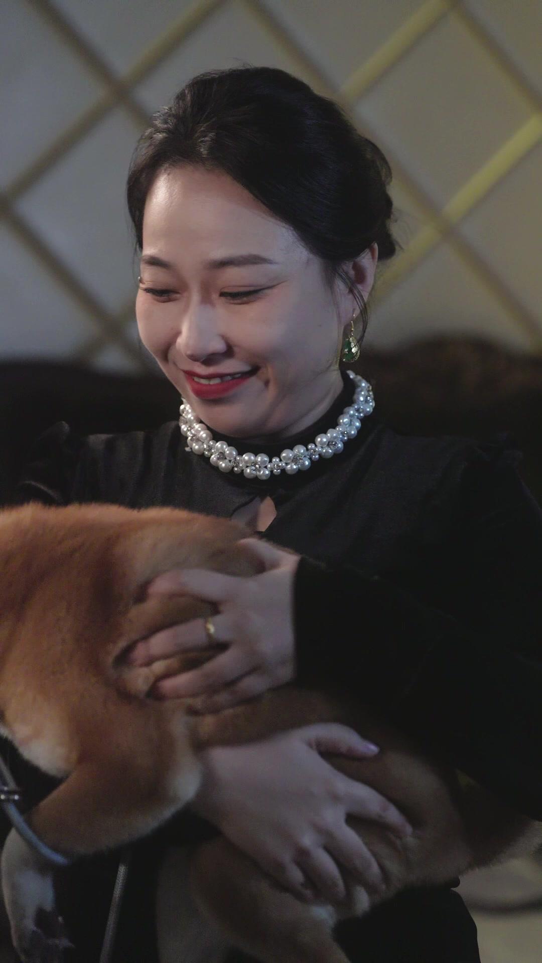  Keluarga Penuh Rahasia