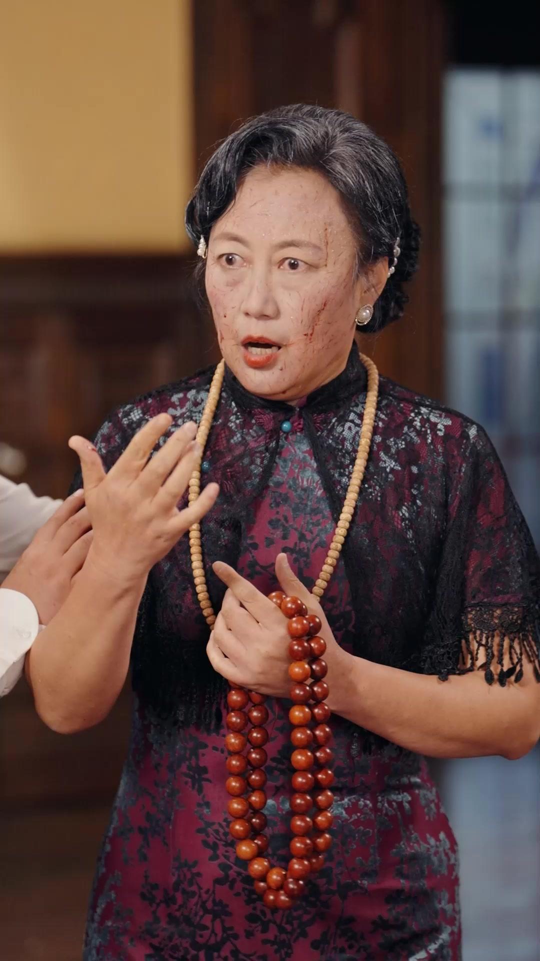 Thần Y Cứu Thế