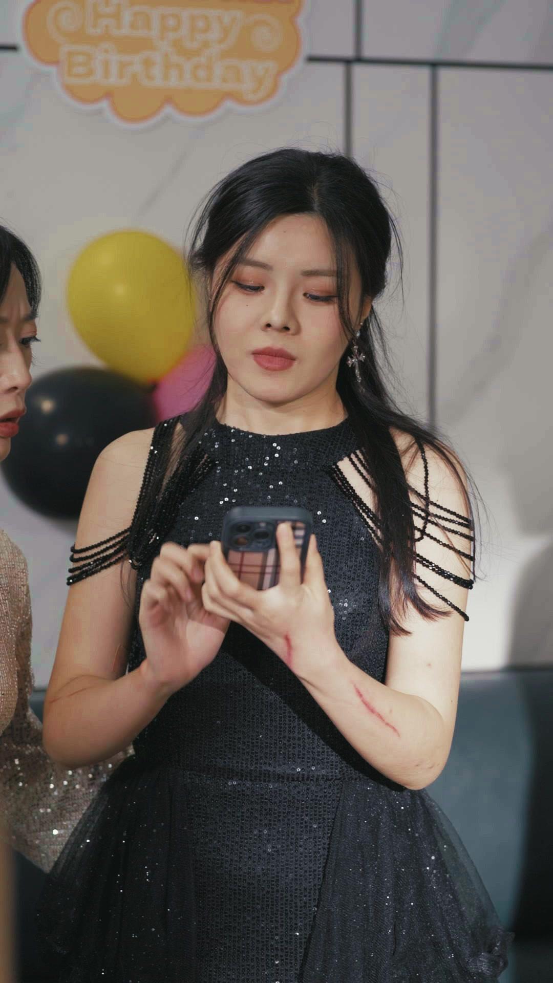 SOUS LE MASQUE, LA REVANCHE