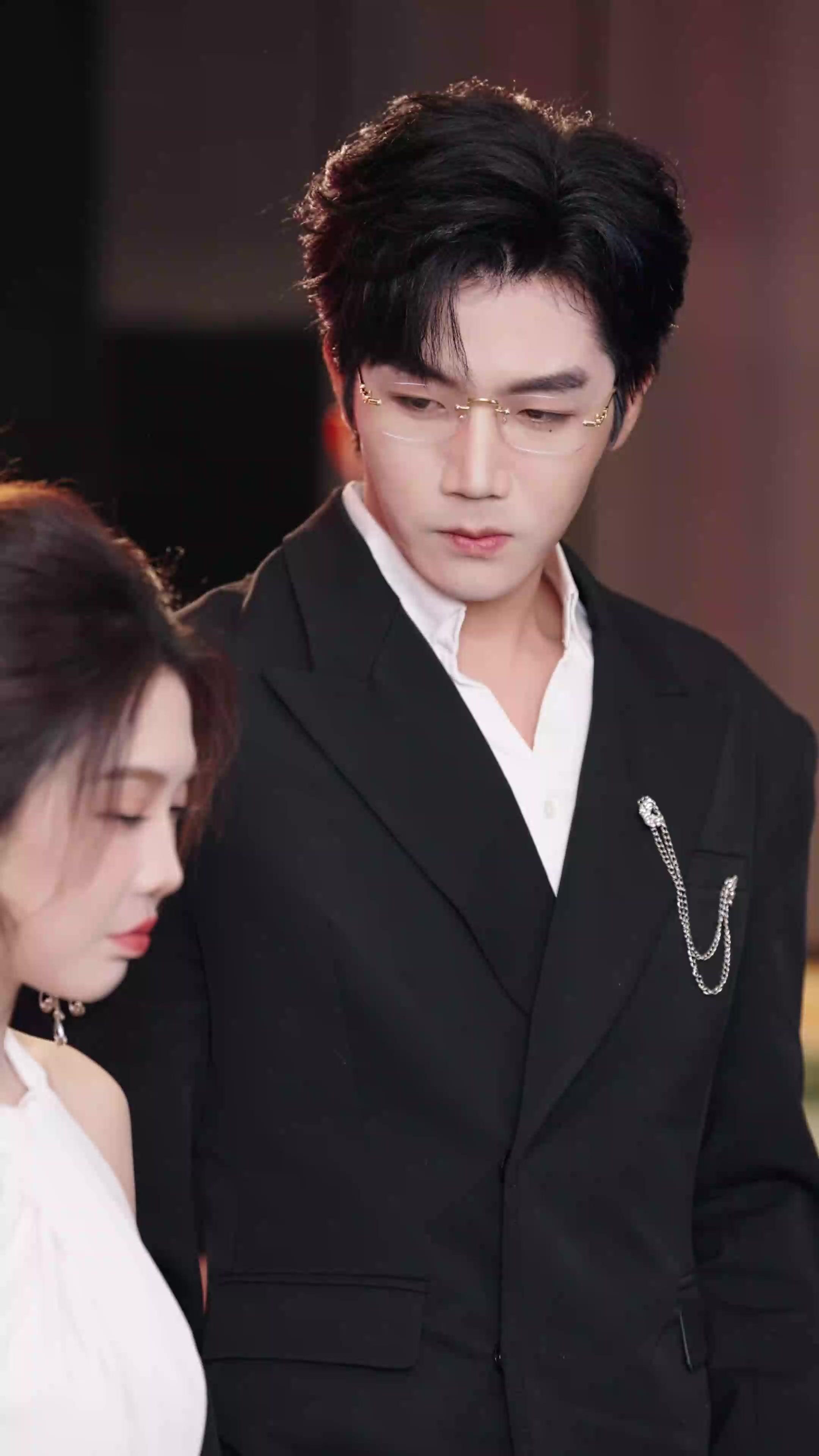 Devlet Kapısı, Kodaman Aşkı