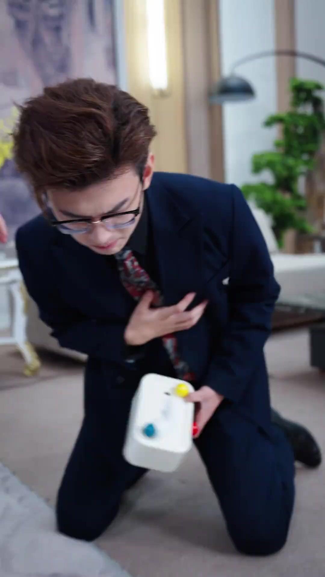 (مدبلج) في قلب الظلام… عاد حاملًا ثمن كل الخيانات