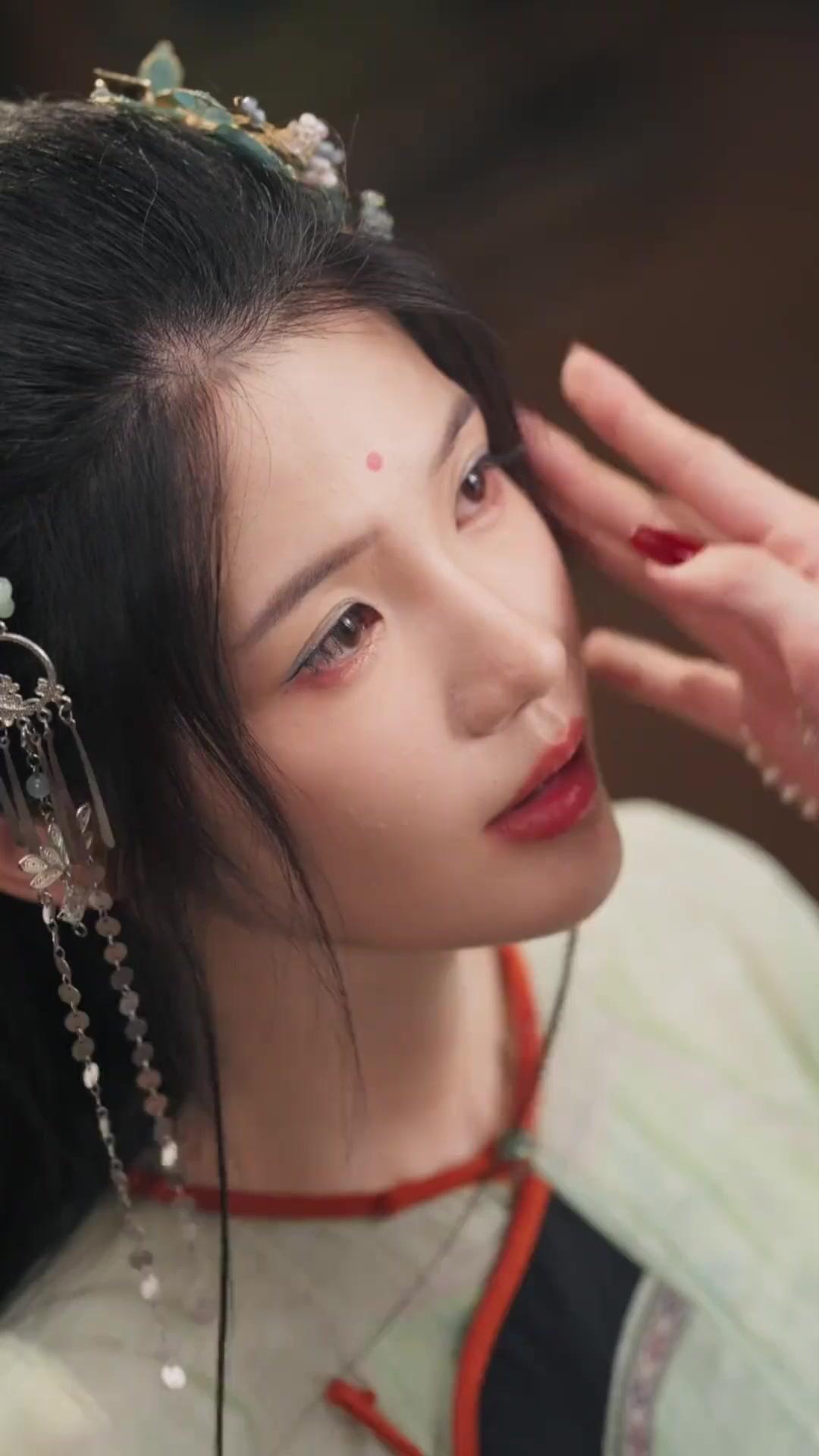 السكين القرمزية