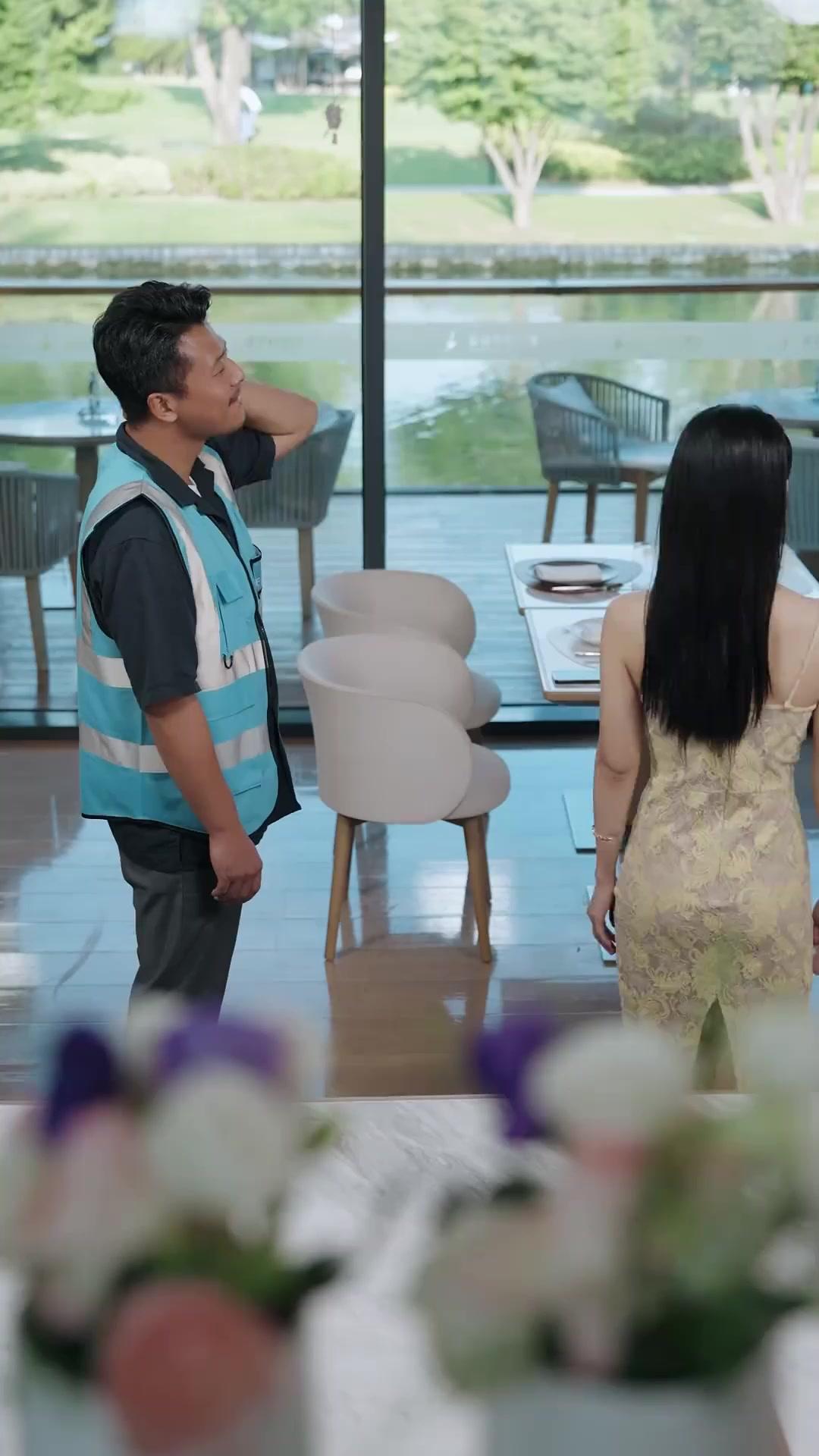 Hey, CEO! Your Delivery Guy's a Billionaire!