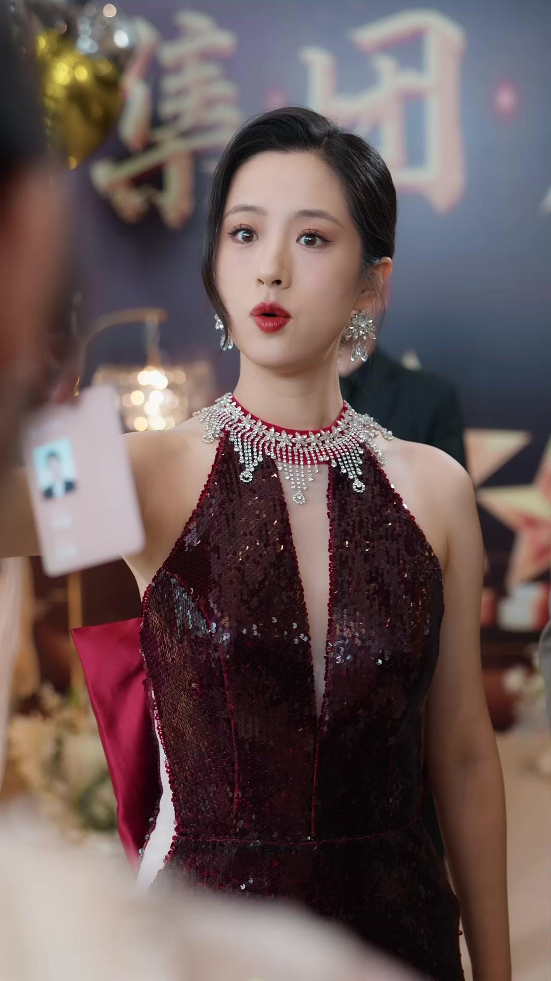 Con mi tarjeta, pagó a su amante