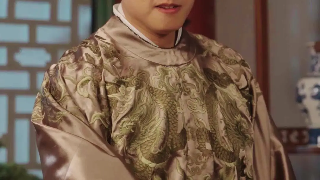 Stolen Fate of Bella White: When the Ivory Throne Cracks Under a Single Tear