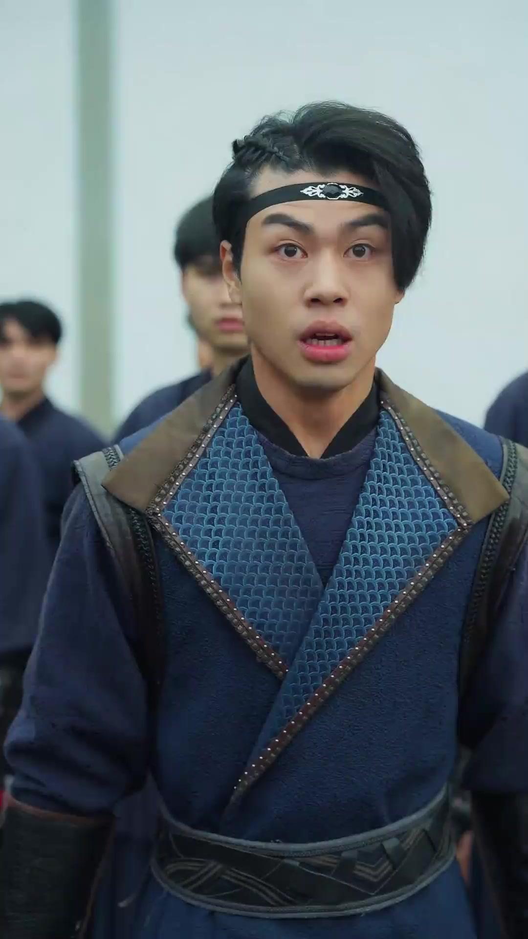 (配音) 屠刀在手，誰敢動我家人