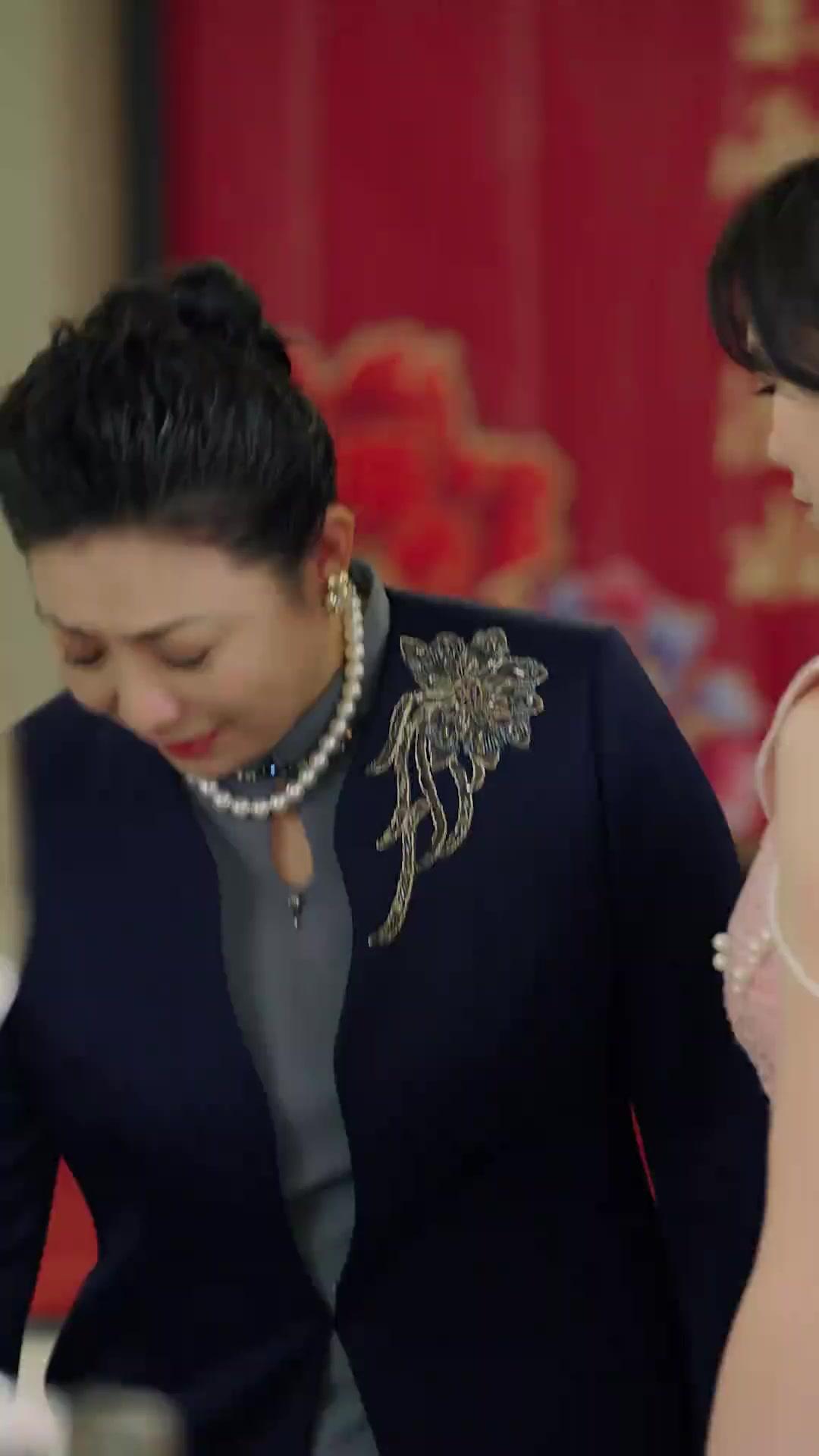 Istriku Jadi Pengganti