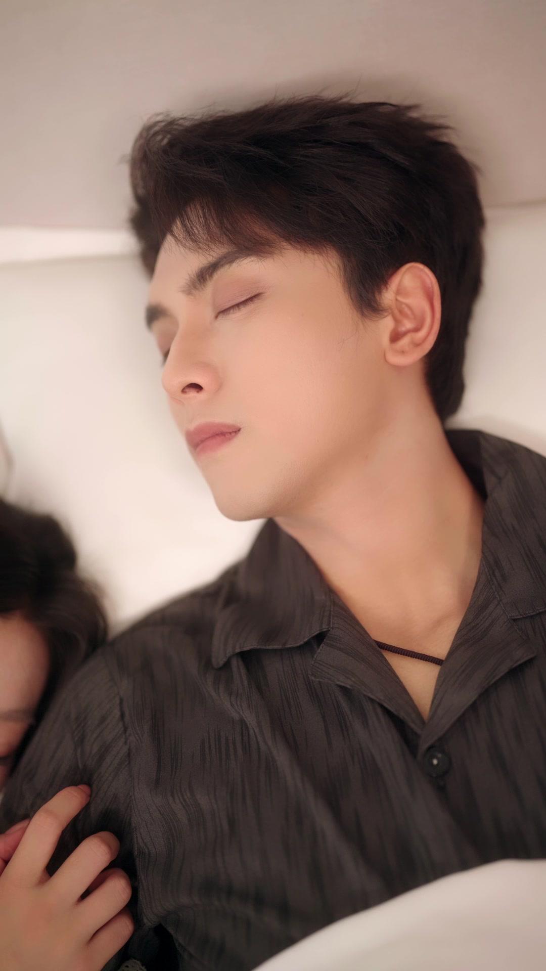 Istriku yang Penuh Kejutan