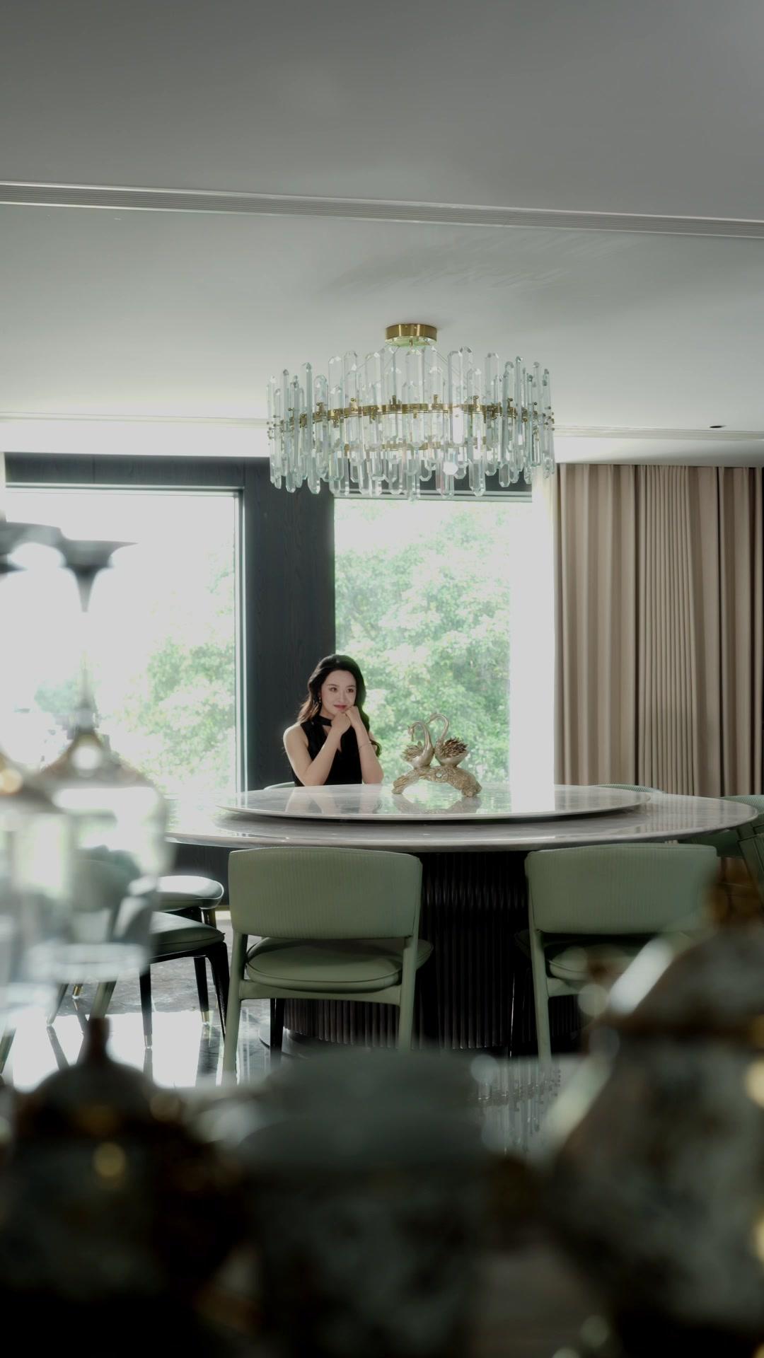 I'm a Self-Aware Fictional Character