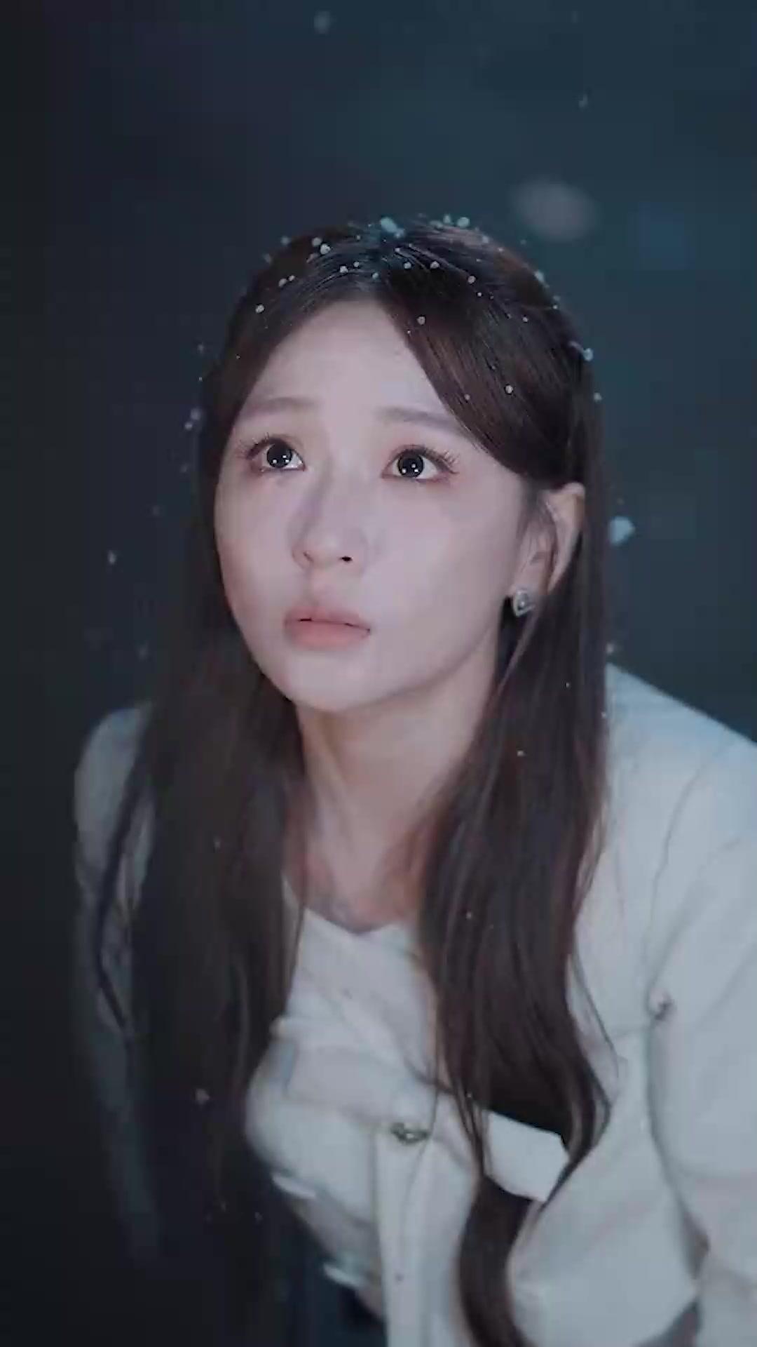 Ay Işığı Hala Parlak