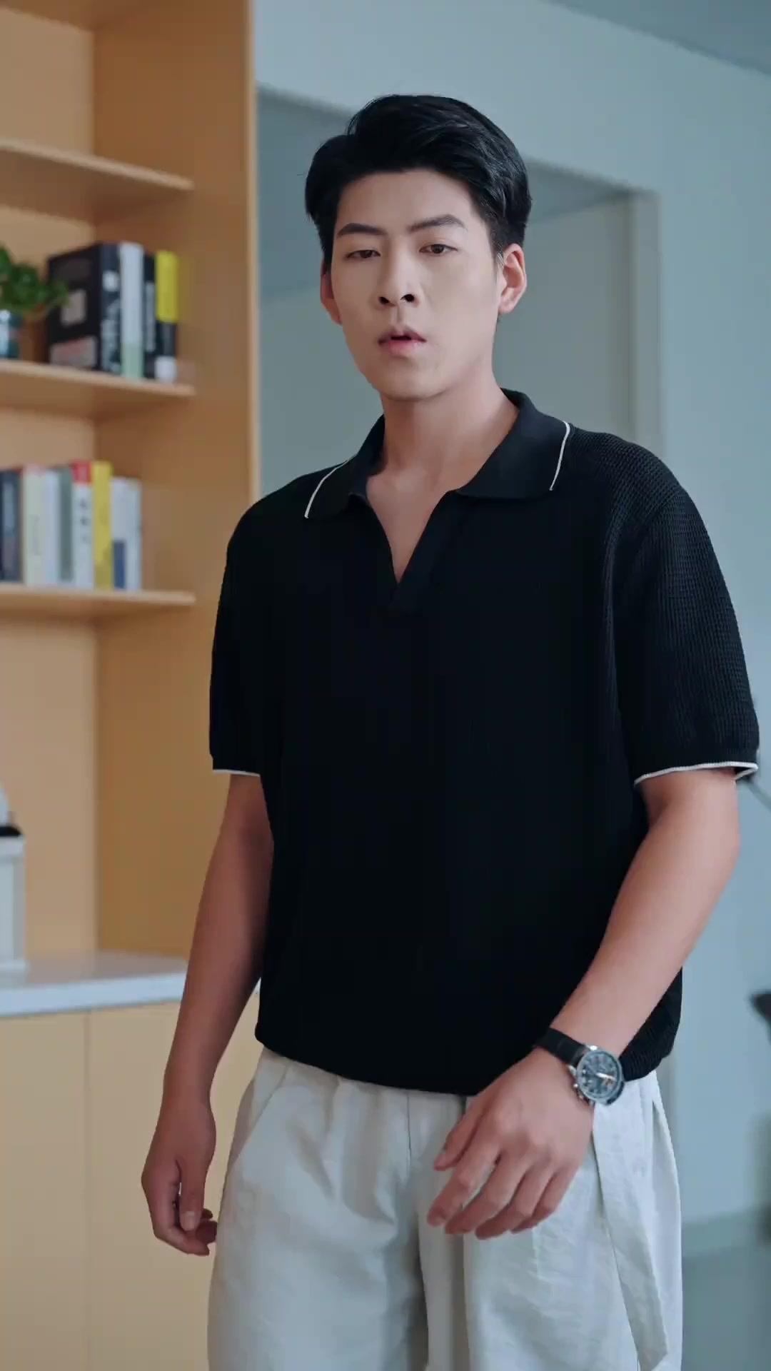 حب تحت الرماد