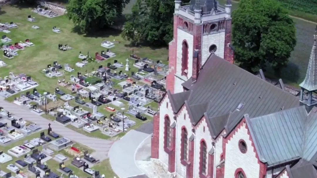 Jade Foster Is Mine: When a Twin’s Death Becomes a Love Letter