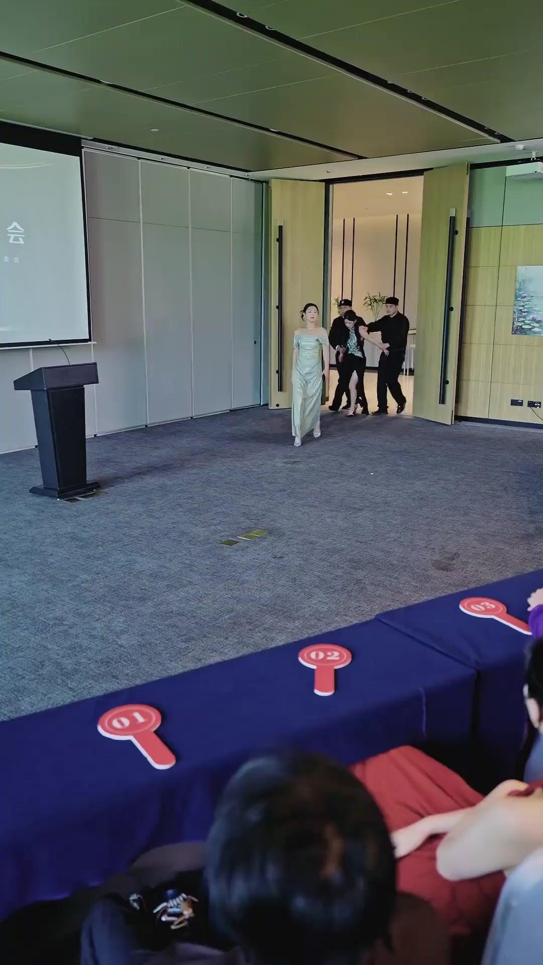 Salah Cinta Sepuluh Tahun