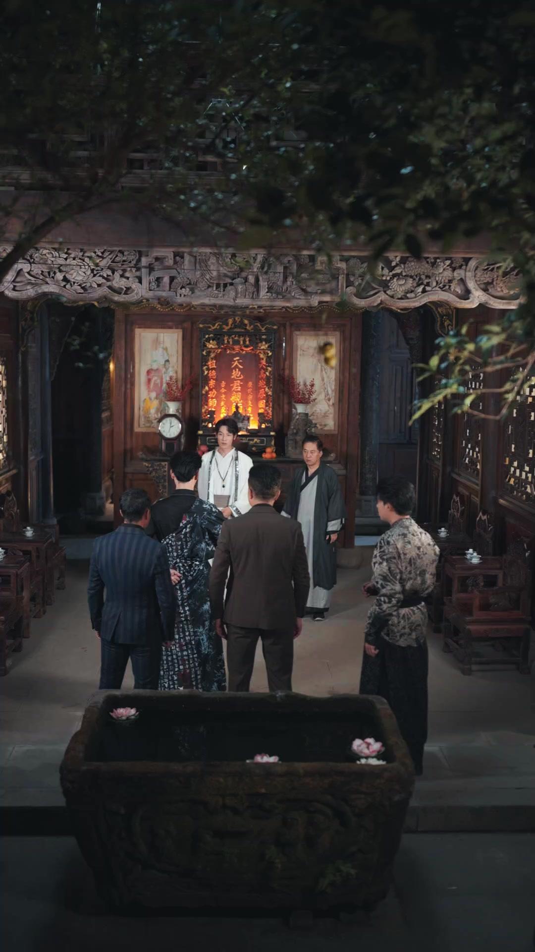 Garisan Merah Pendeta Langit