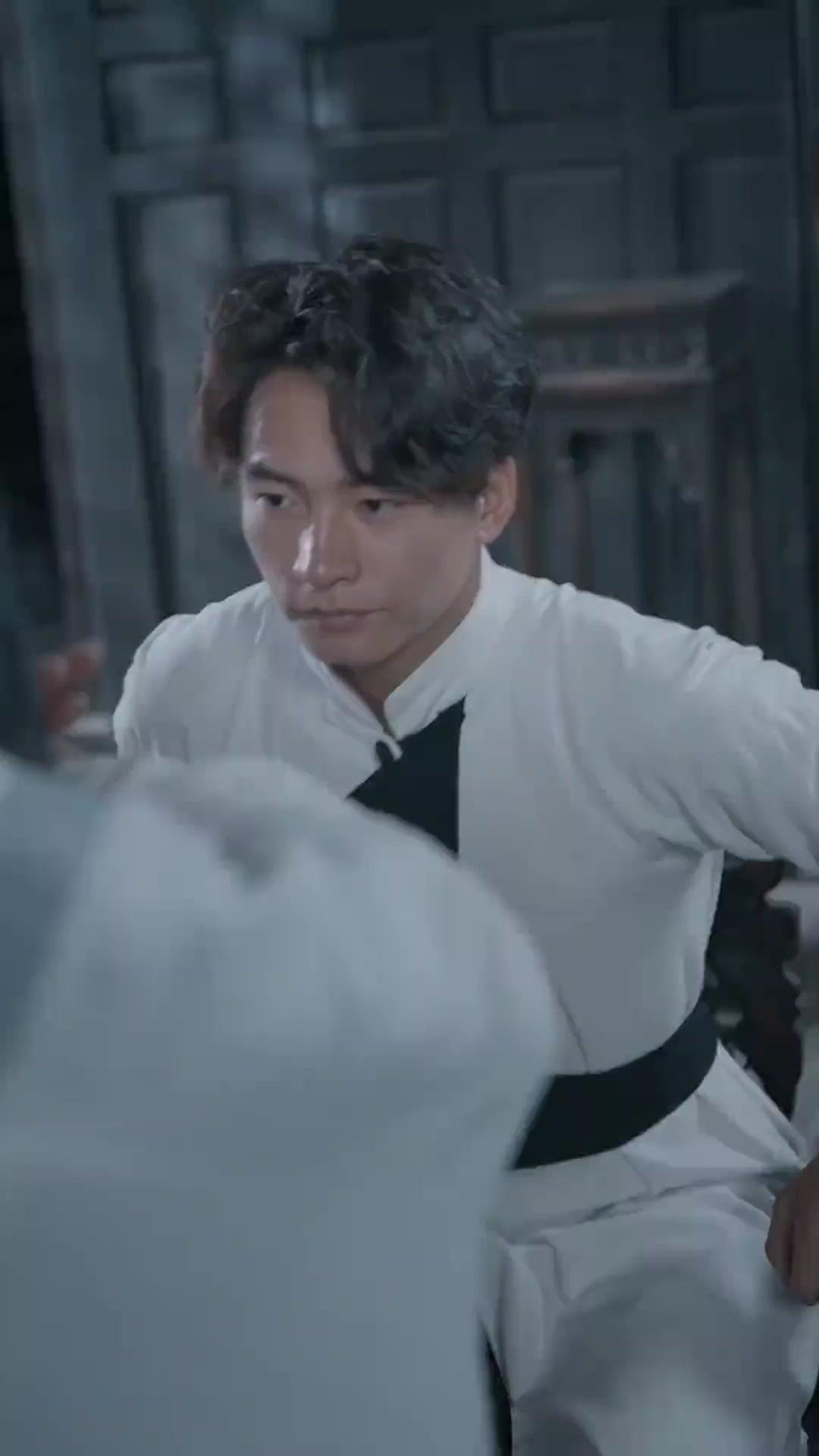 Bangkitnya Anak Terbuang