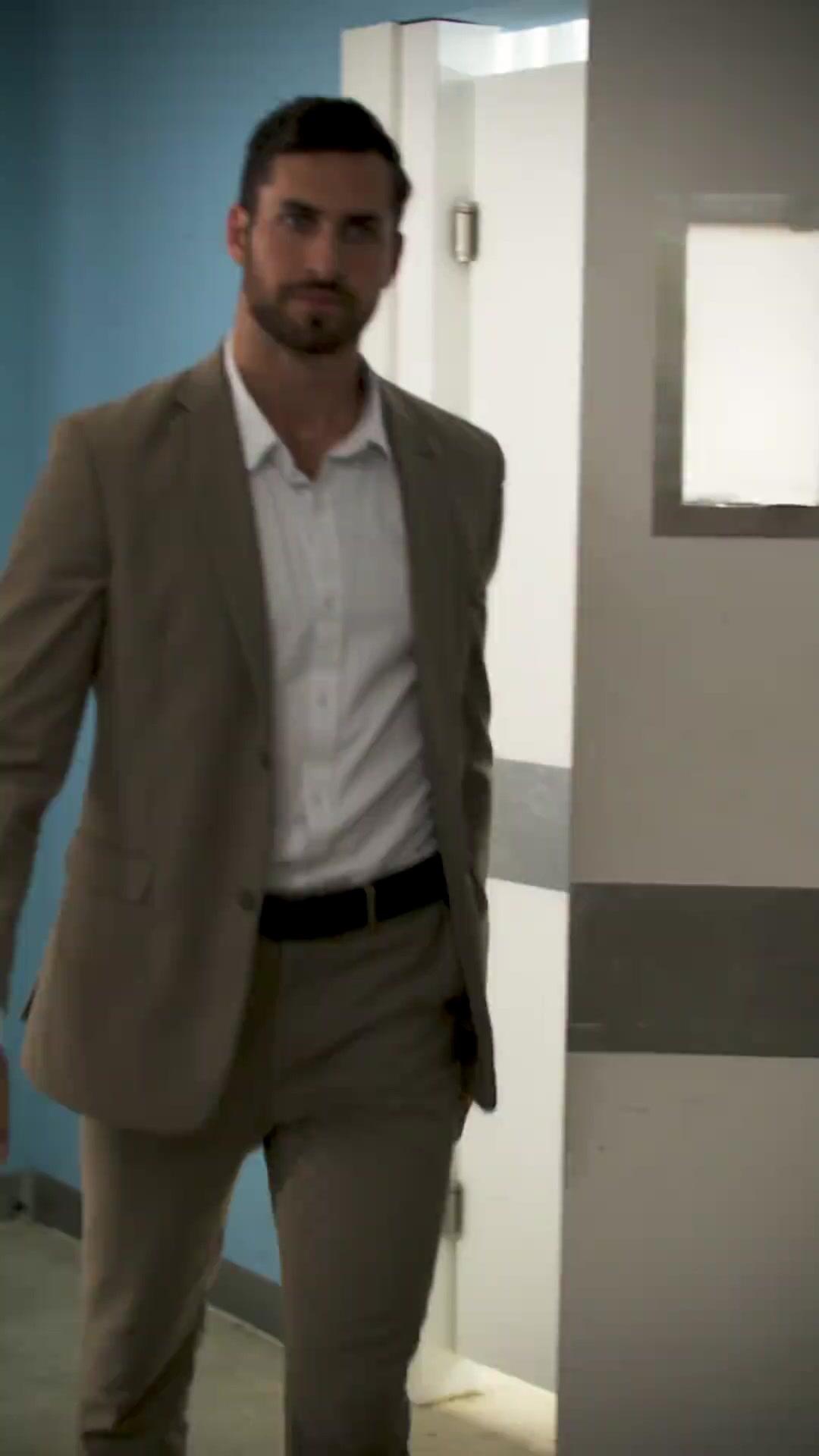 (Dublagem)O Bilionário e a Amada Grávida