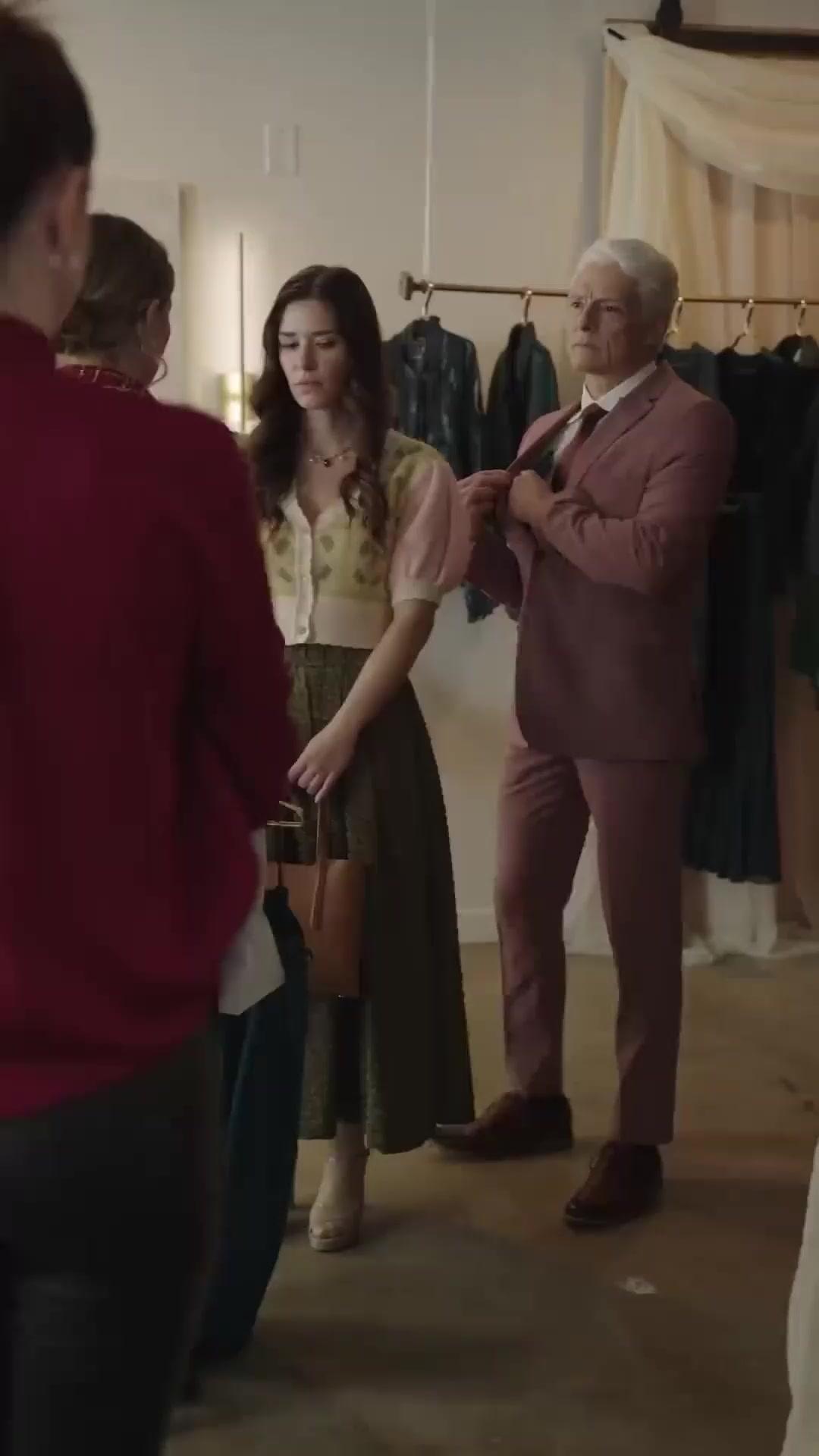 (Dublagem)A Vingança da Esposa Desesperada