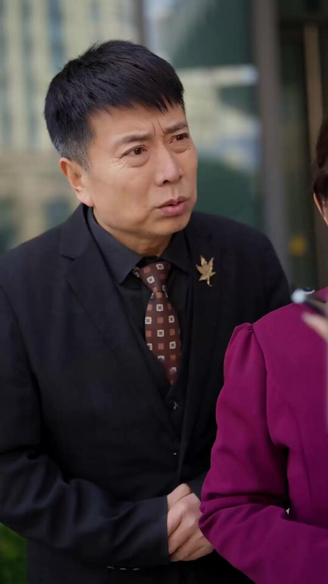 Runtuhnya Sandiwara Adikku