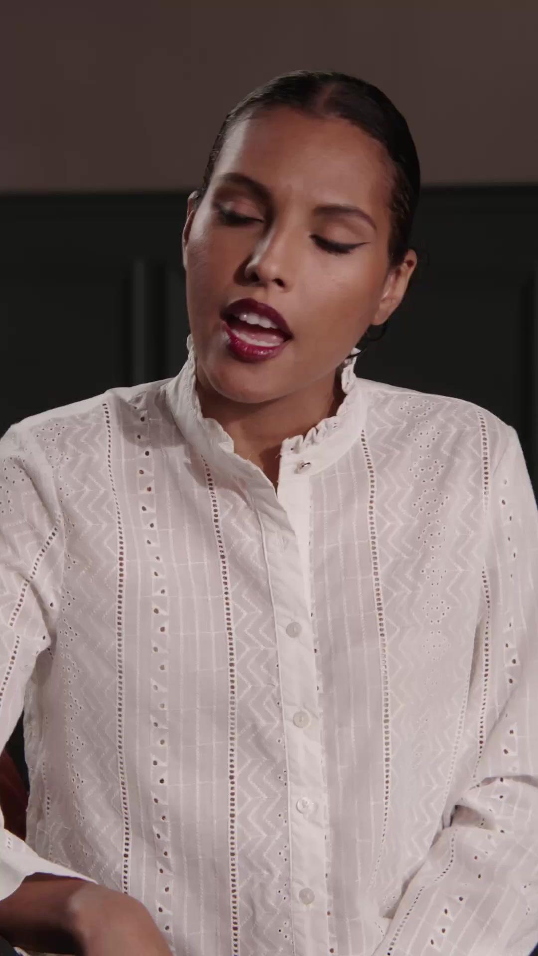 THE ALPHA'S KEPT WOMAN