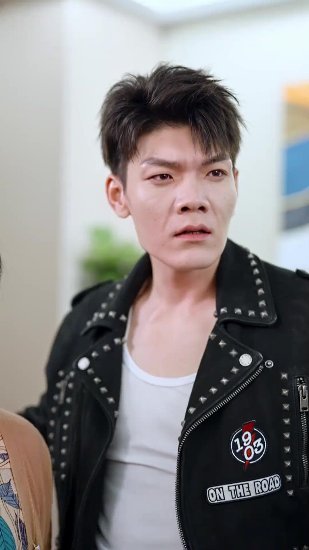 (Dubbed)Reborn: Off the Rails with Bestie