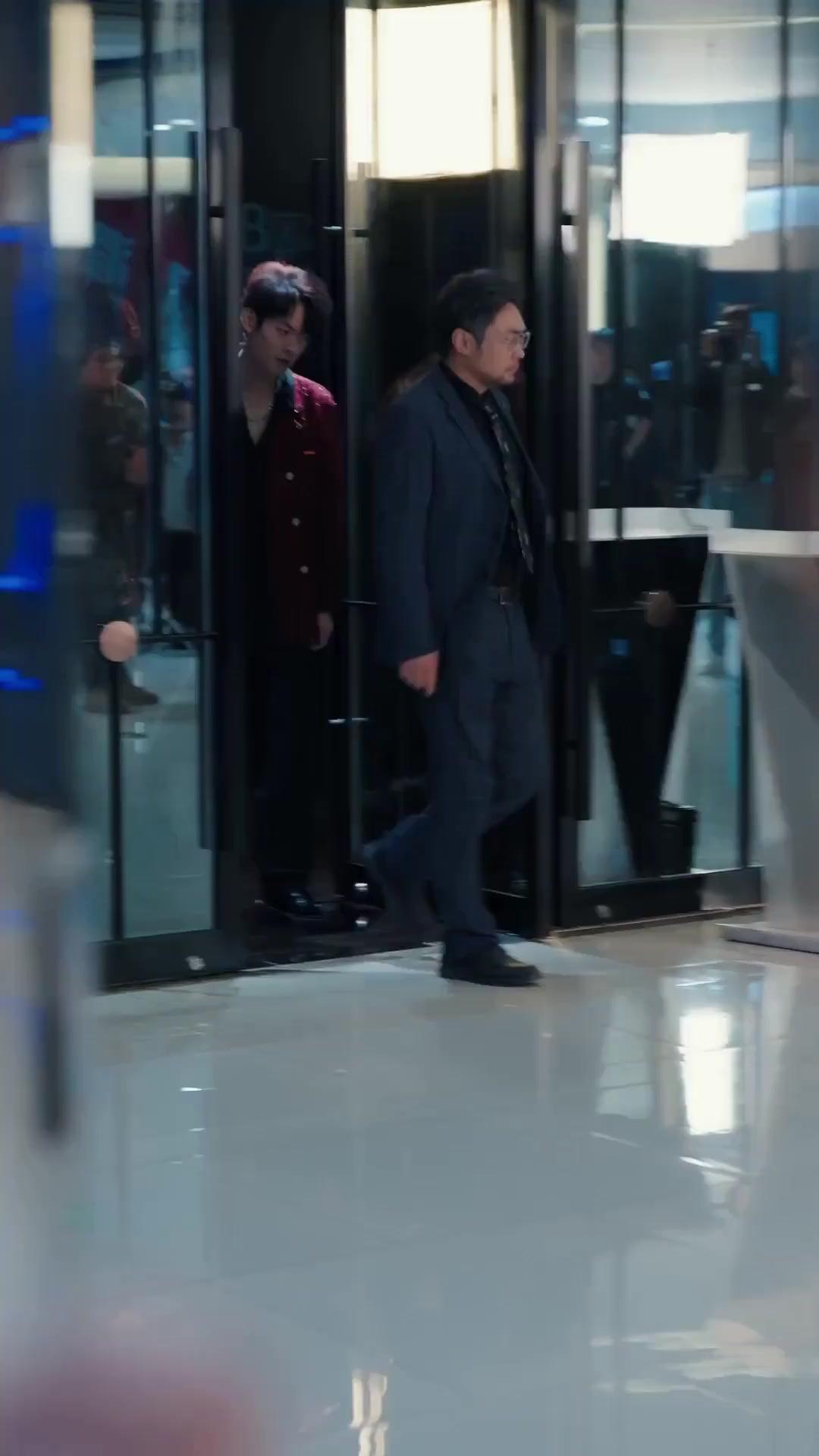 (더빙) 감옥에서 군림까지