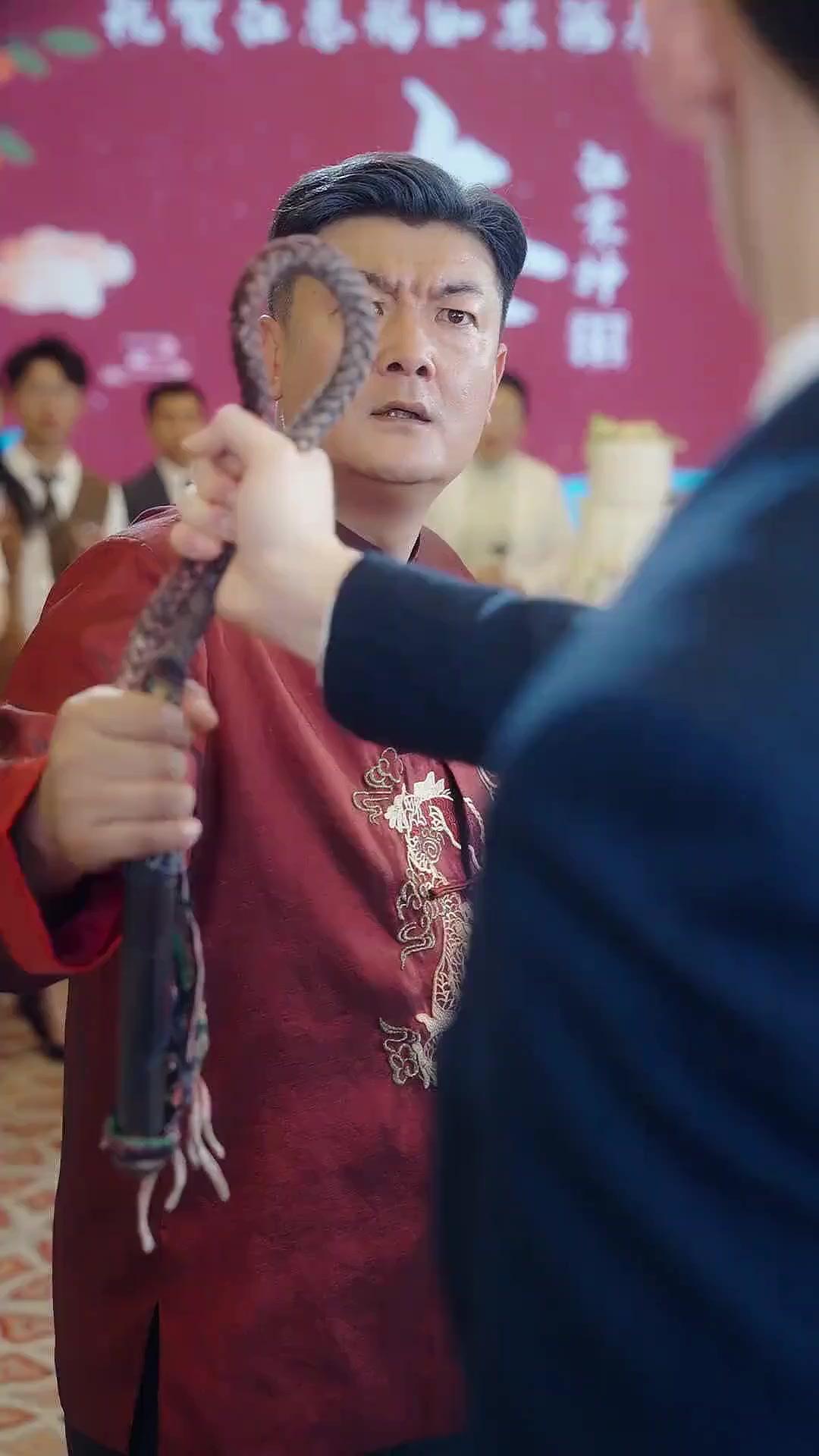 (Sulih suara)Adik Tiriku, Mantan Pacarku