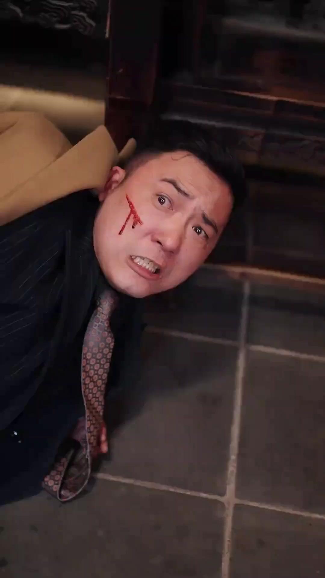 (Doblado) La inútil invencible