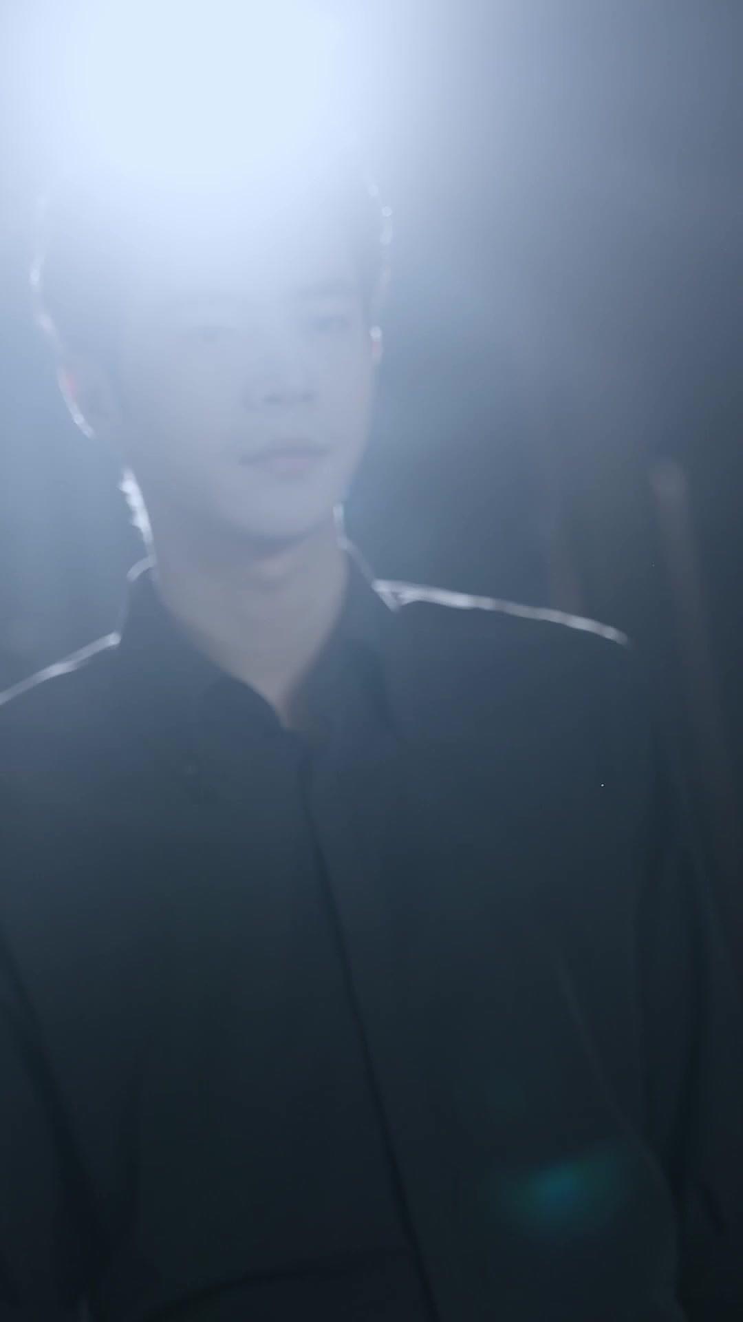 Chồng Cũ Ẩn Thế