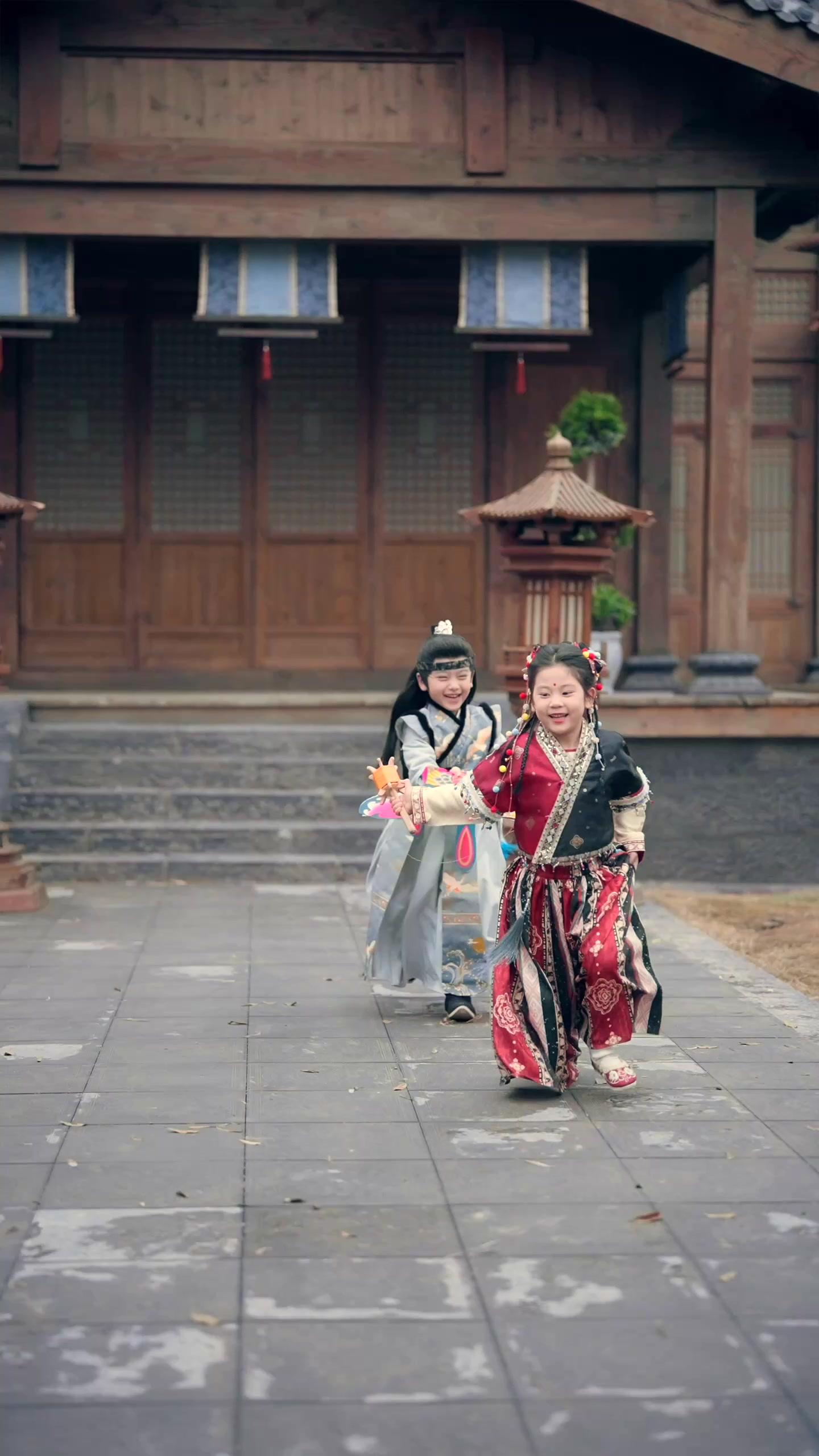 Ayah Pemimpin Bandit Ternyata Raja