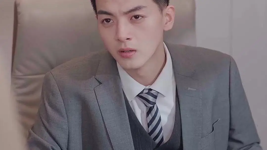 Bye-Bye, Mr. Wrong: The Card That Shattered the Office Illusion