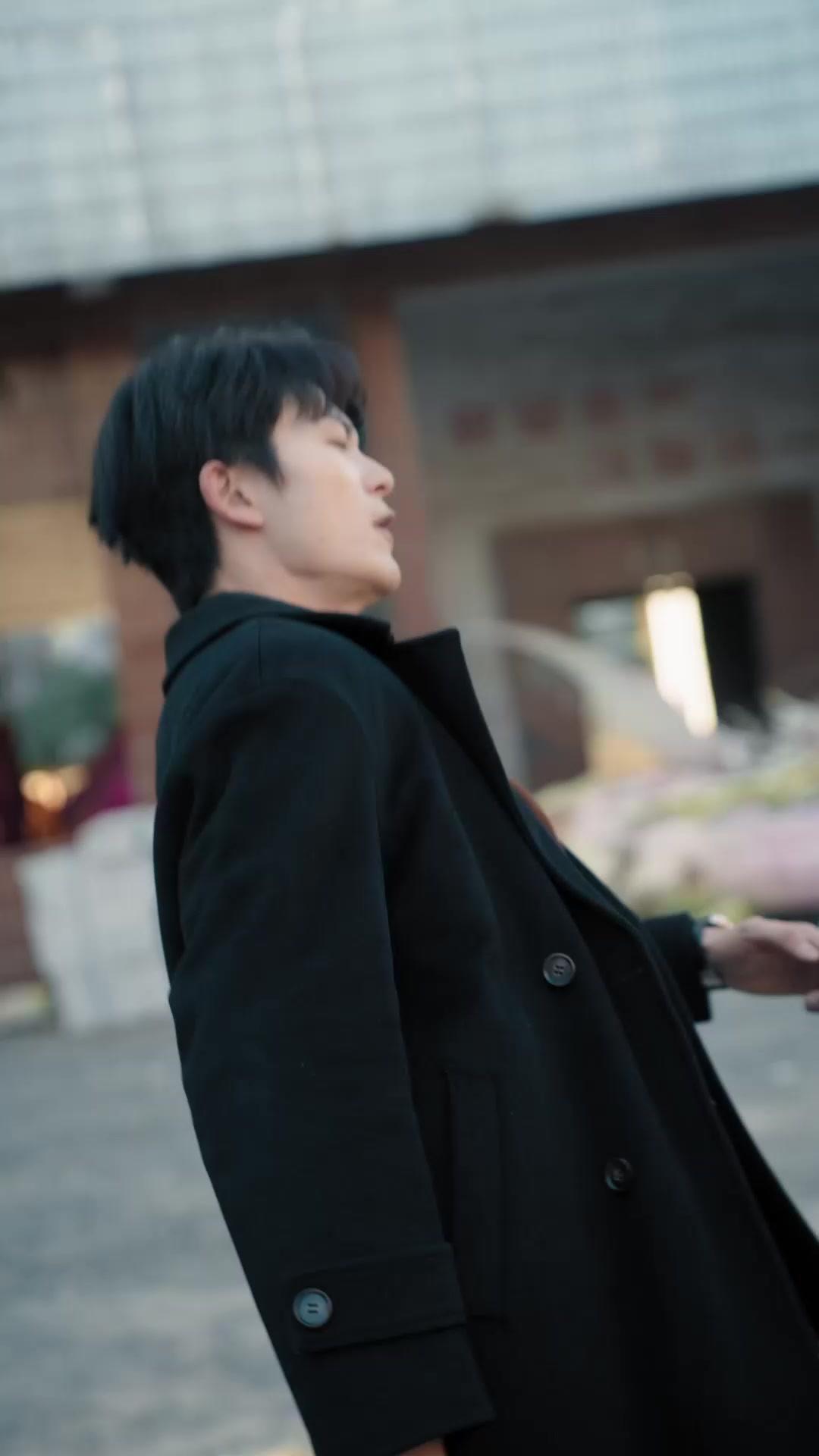 Petunjuk Takdir Lewat Ponsel