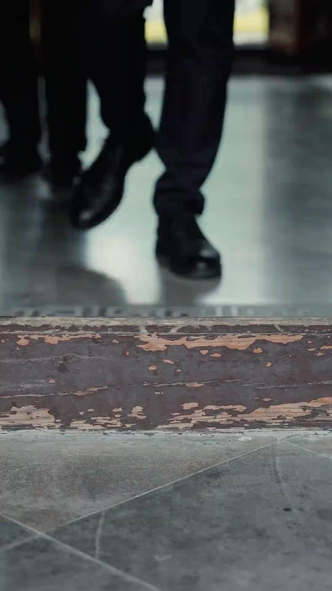 VÕ TÔN TRỞ LẠI