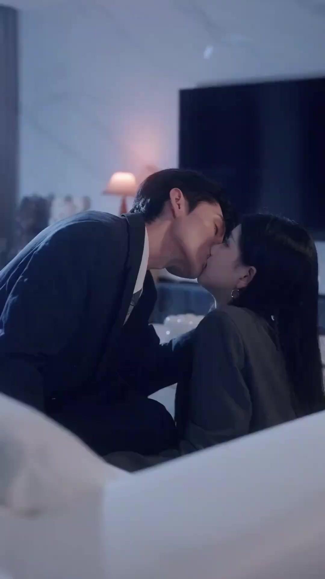 Ein Gefährliches Liebespiel : Anwalt mit PTSD