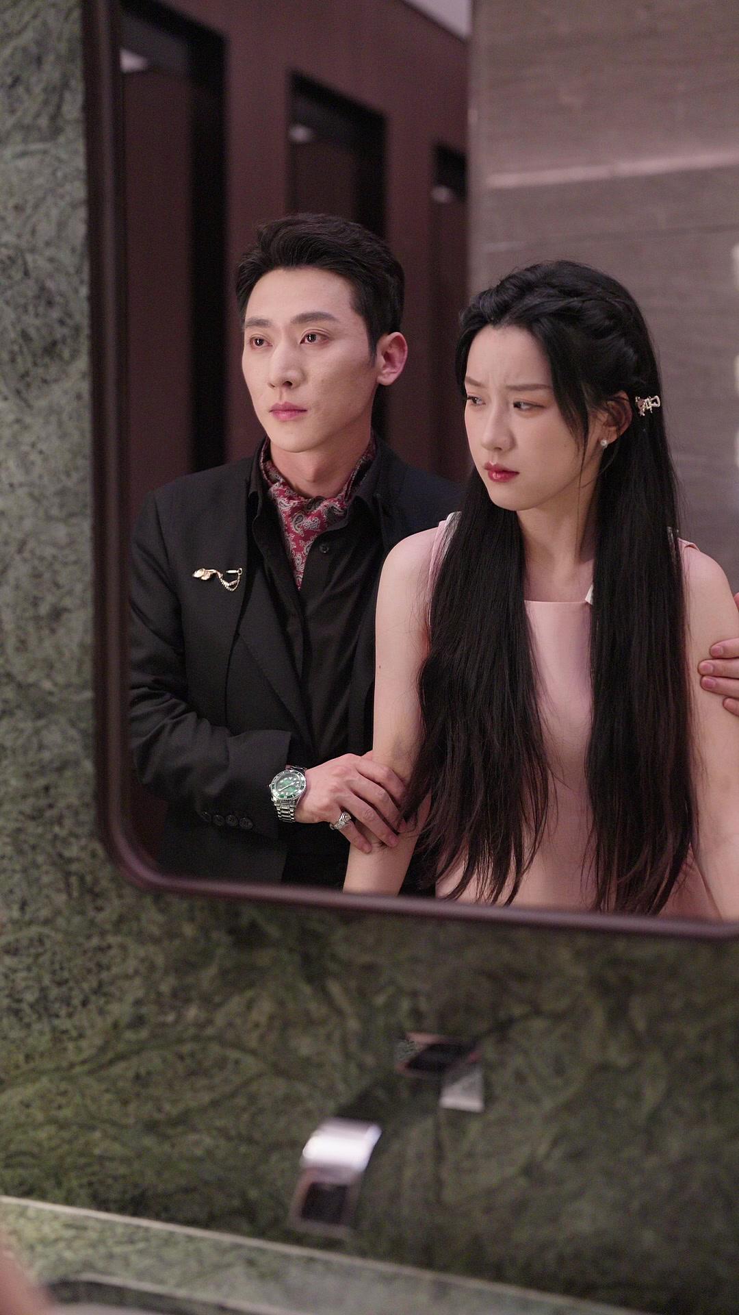 L'AMOUR À DÉCOUVERT