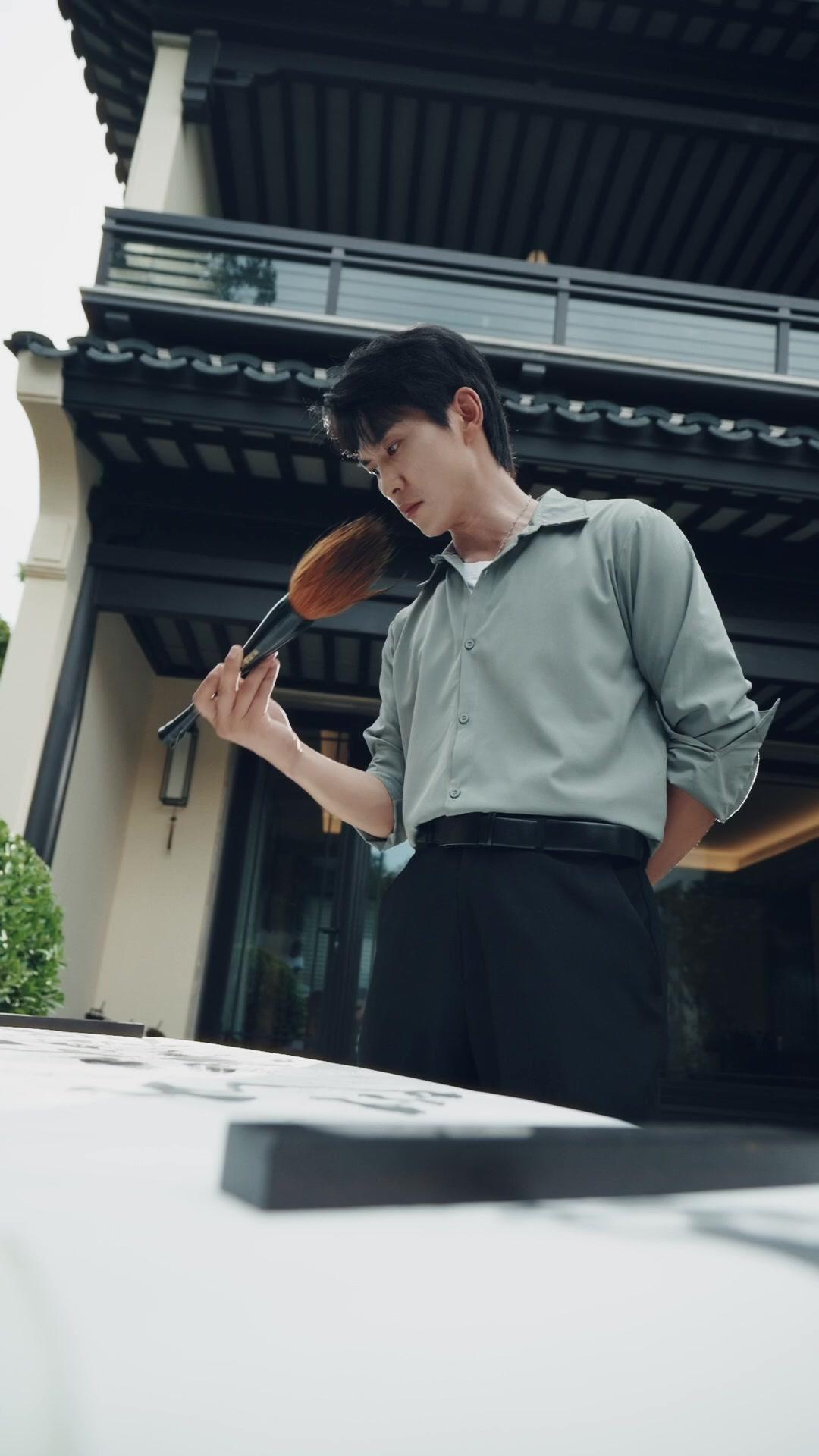 LE SOLEIL DE L'ARMÉE