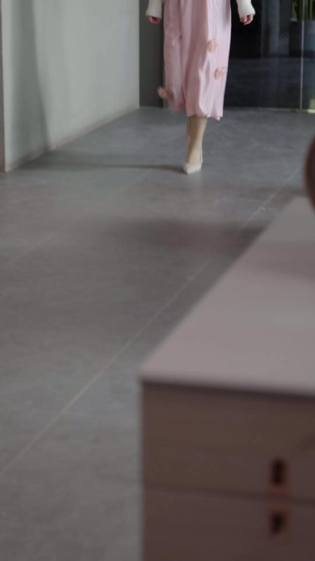 Istriku Jadi Pengganti