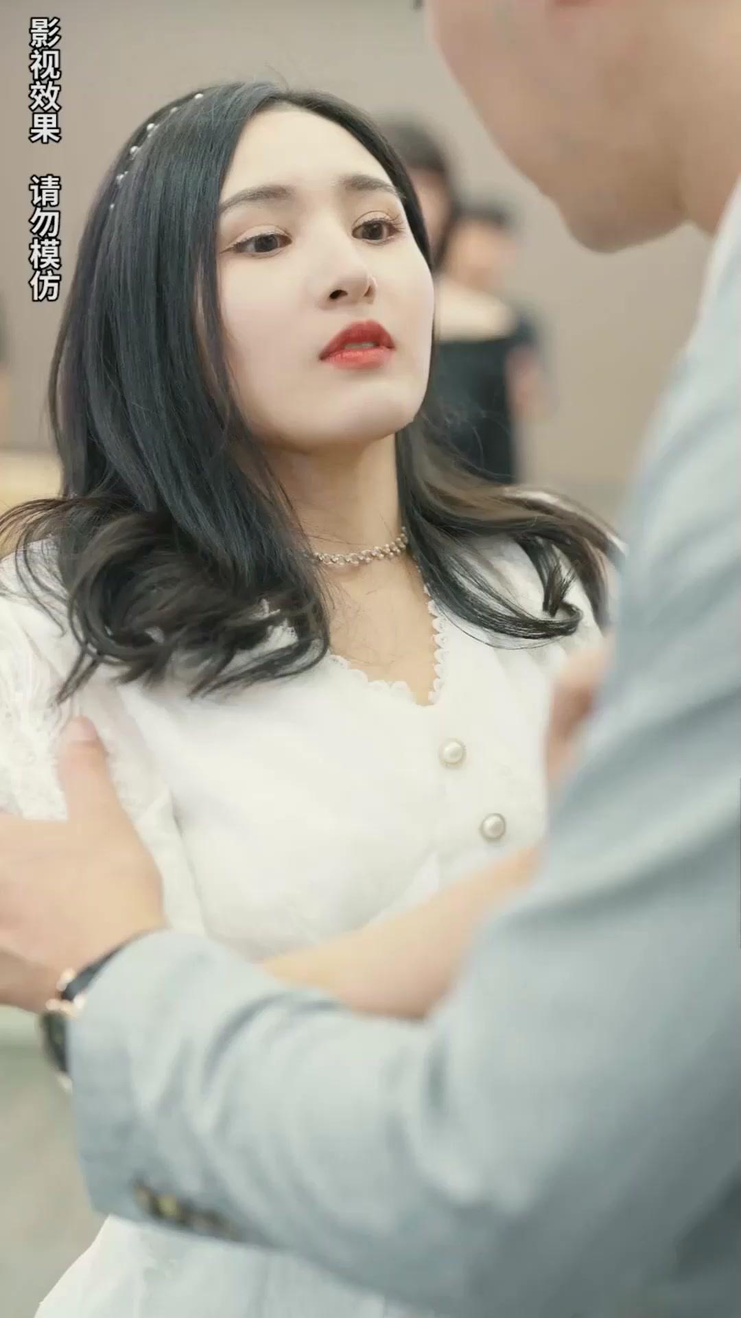 CAMILLE AUX MILLE VISAGES