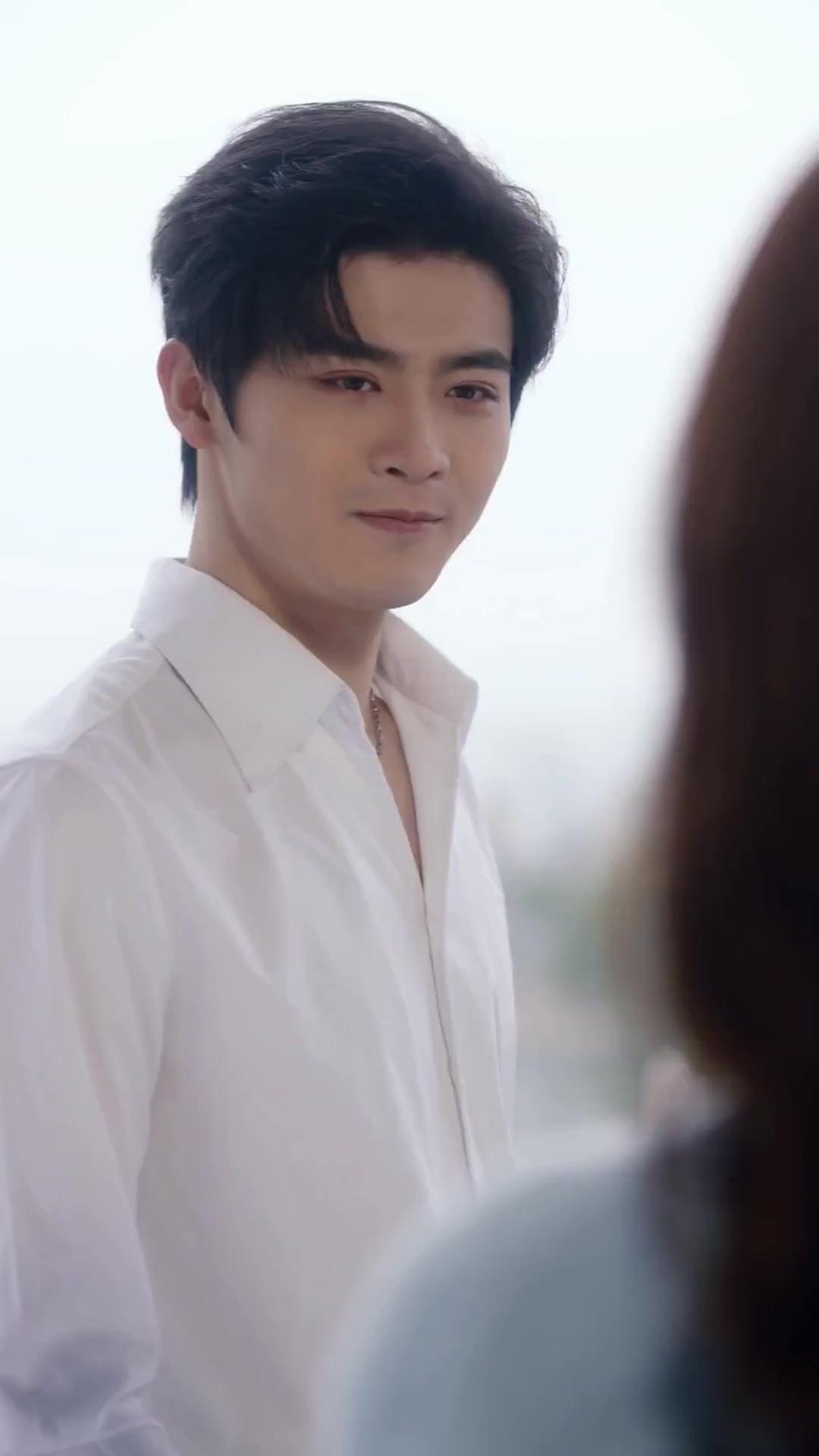 (Dublajlı) İki Hayat, İki Aşk, İkisi de Boş