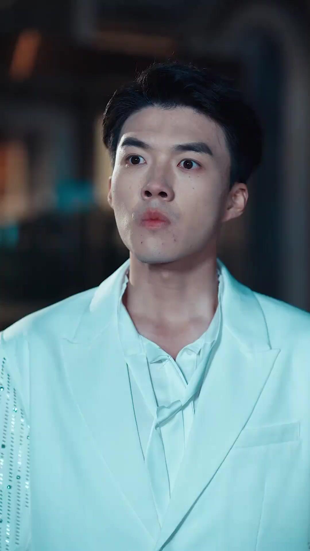 Ly Hôn Để Tỏa Sáng