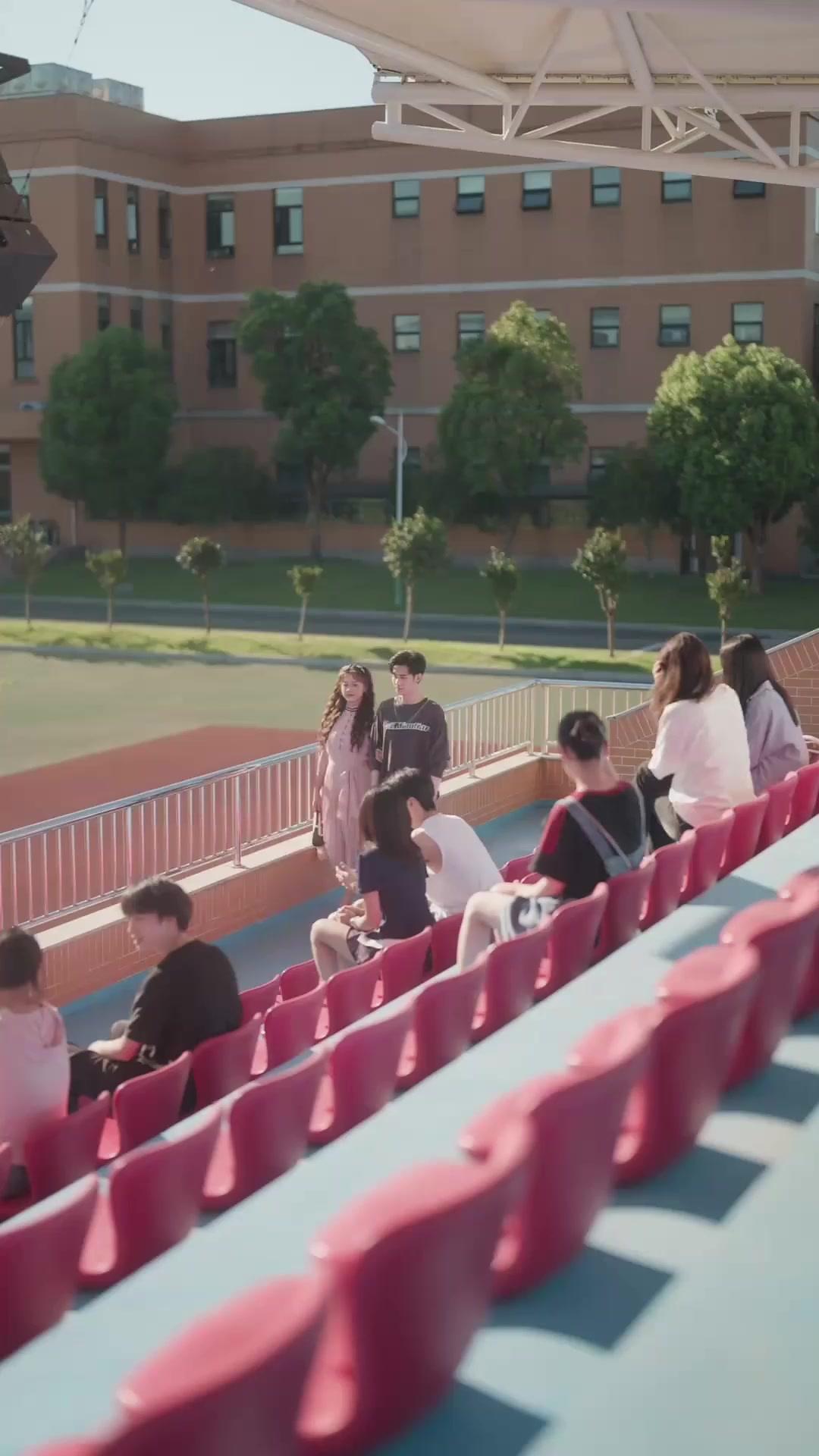 รักเธอแค่เสแสร้ง